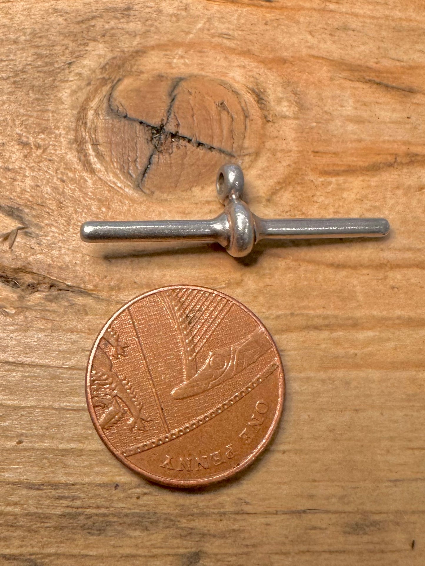 Vintage T Bar 925 Silver Pendant