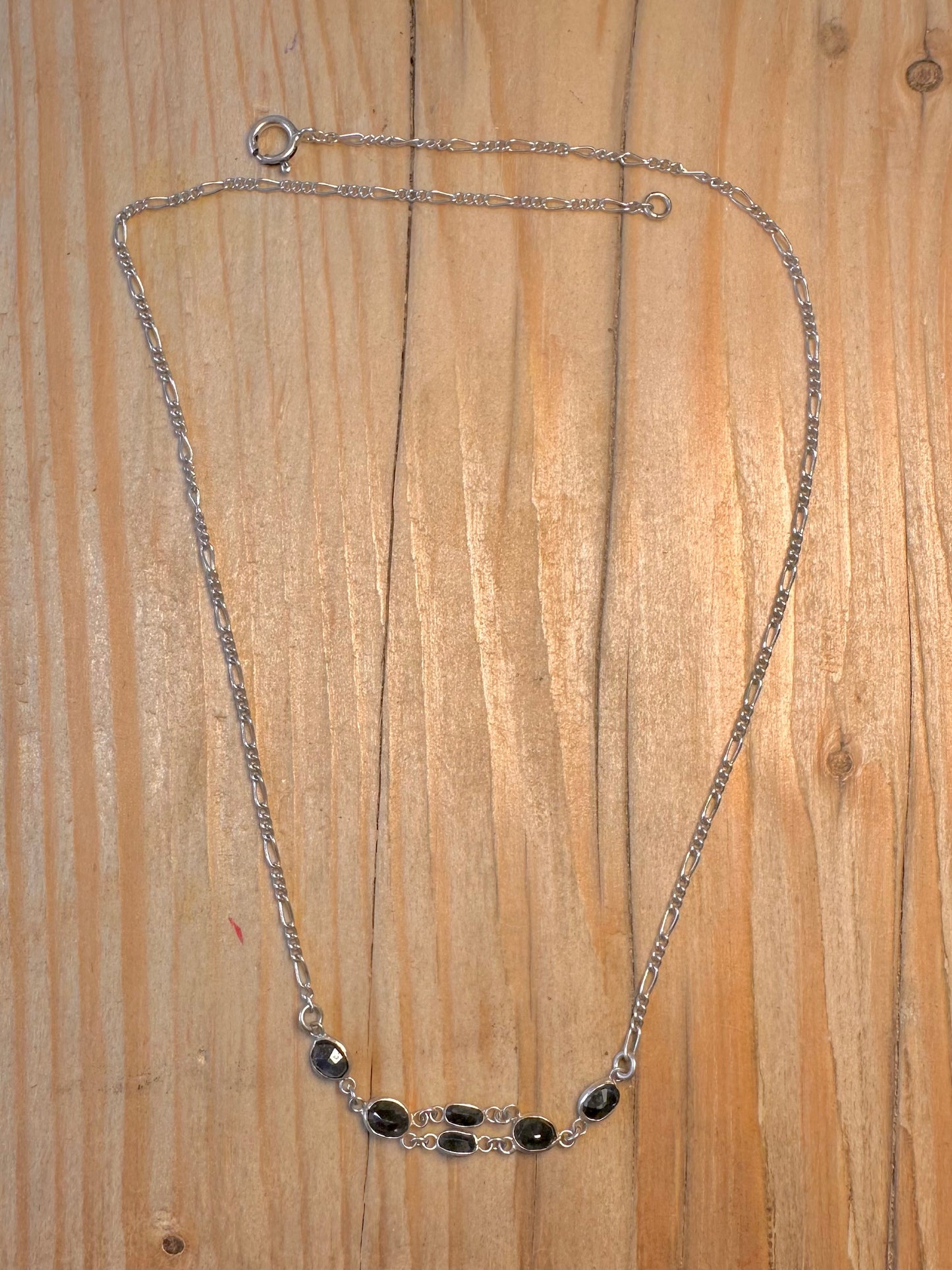 Vintage Dark Blue Stone Figaro Chain 925 Sterling Silver 16.5 inch Necklace