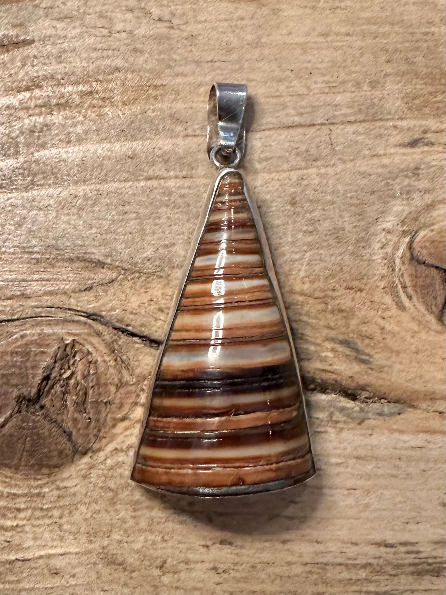 Vintage Beige Brown Shell 925 Silver Pendant