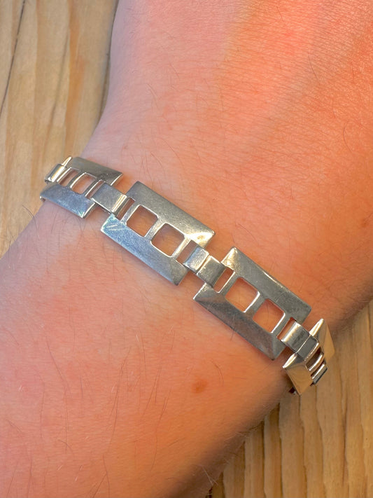 Abstract Rectangle Link 925 Sterling Silver 7.8 inch Bracelet
