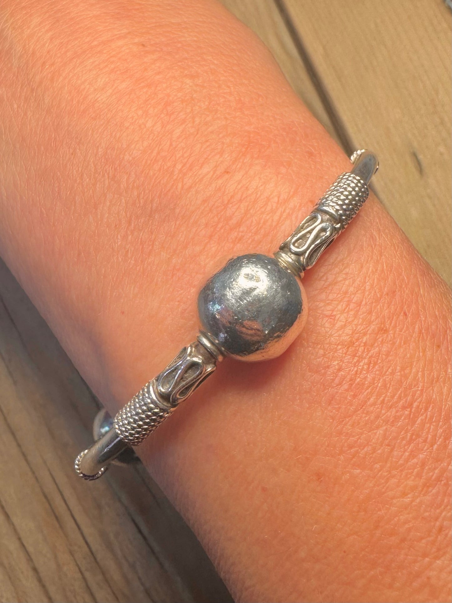 Vintage Tribal Ball 925 Sterling Silver Bangle