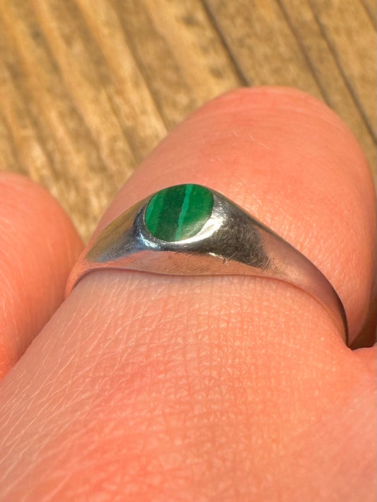 Malachite Signet 925 Sterling Silver Size Q Ring