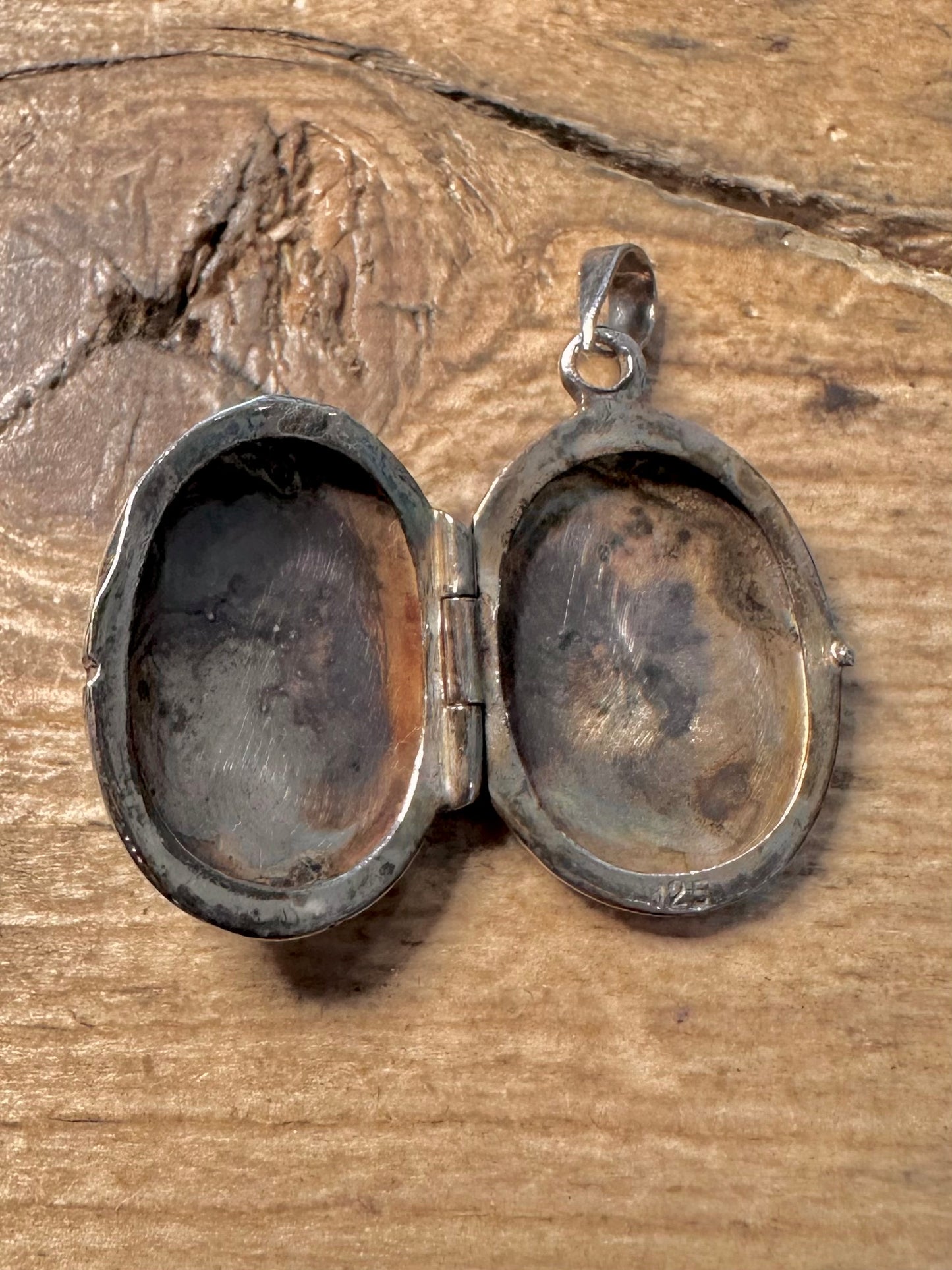 Vintage Bambi Oval 925 Silver Locket Pendant
