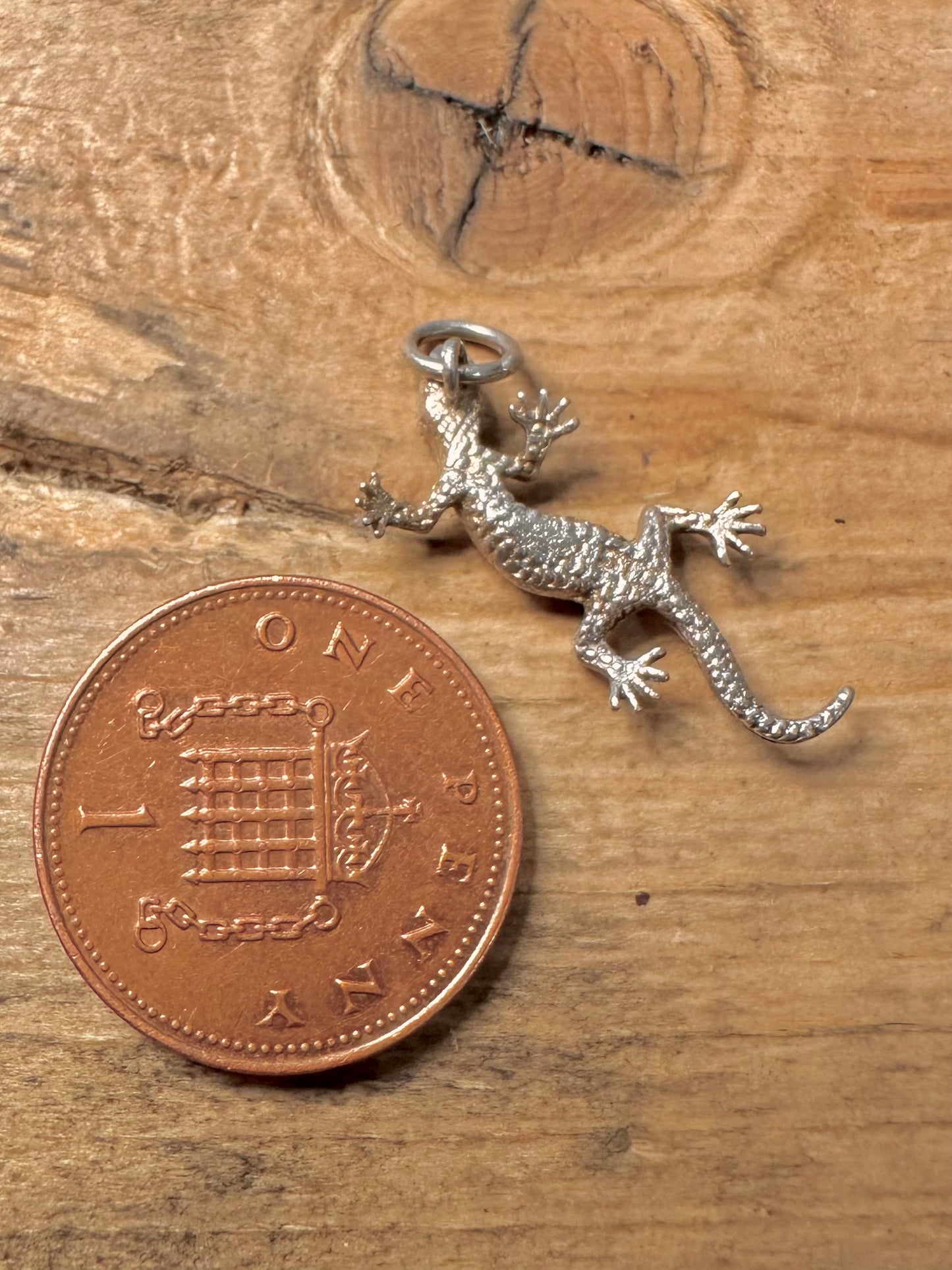 Vintage Lizard 925 Silver Charm Pendant