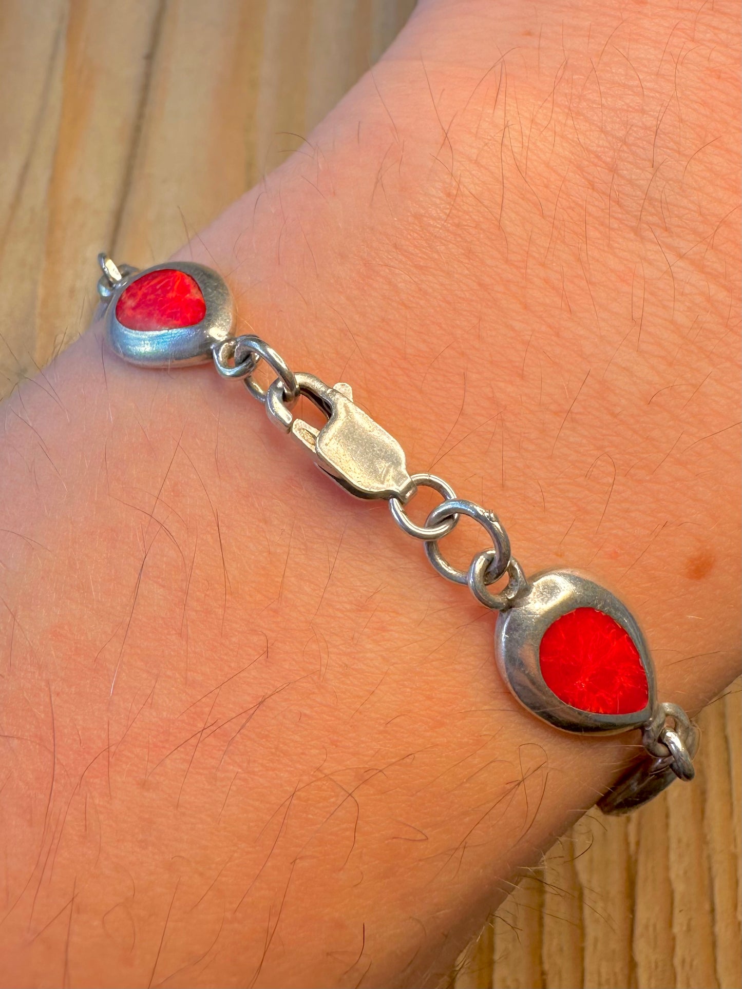 Modernist Coral Teardrop Shape Link 925 Sterling Silver 8.3 inch Bracelet