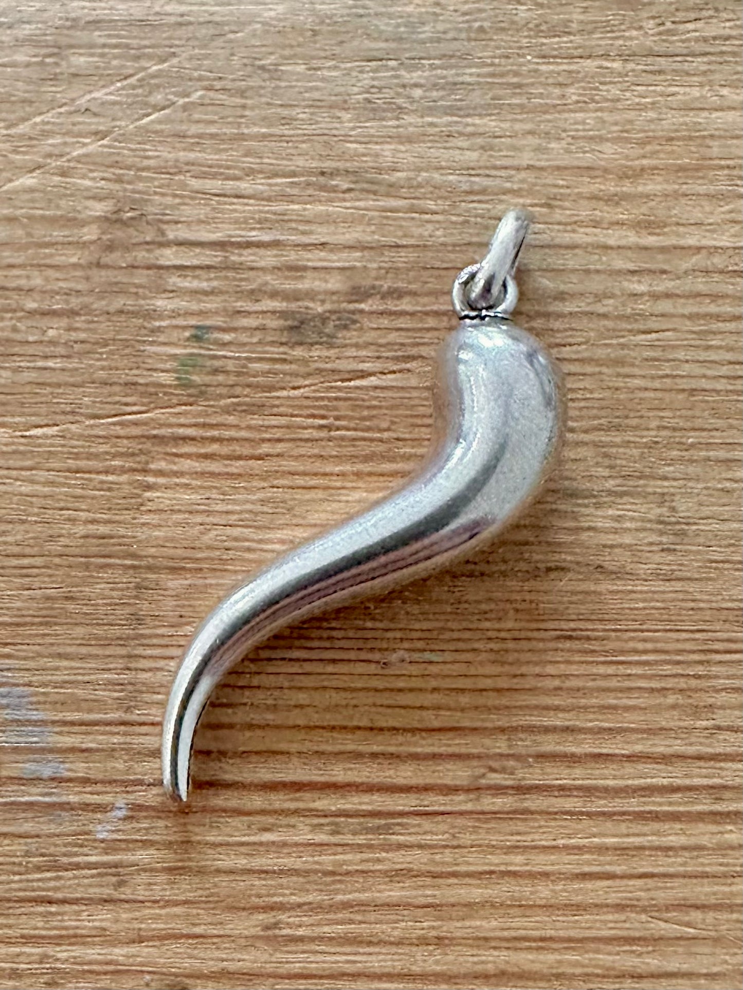 Vintage Chilli or Horn 925 Silver Pendant