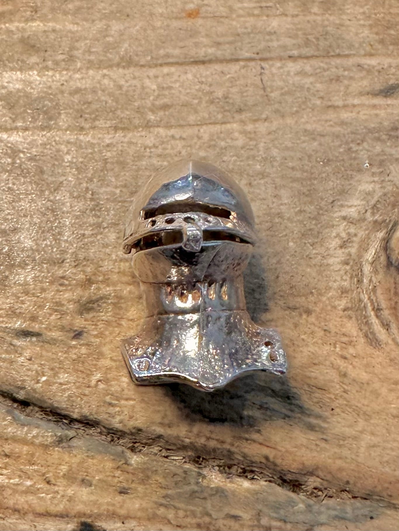 Vintage Articulated Knights Helmet 925 Silver Charm Pendant