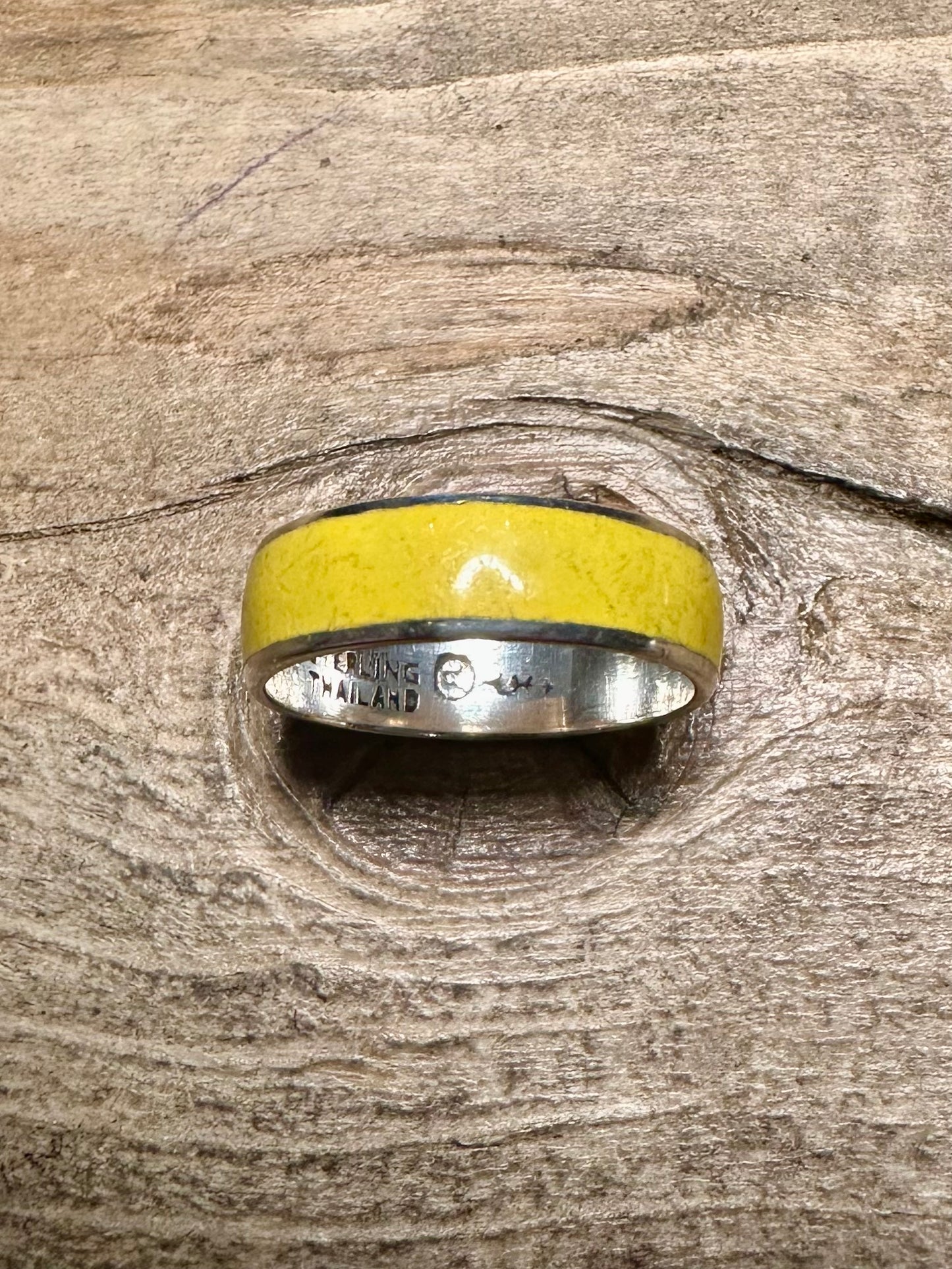 Vintage Yellow Enamel Siam 925 Sterling Silver Band Size P Ring