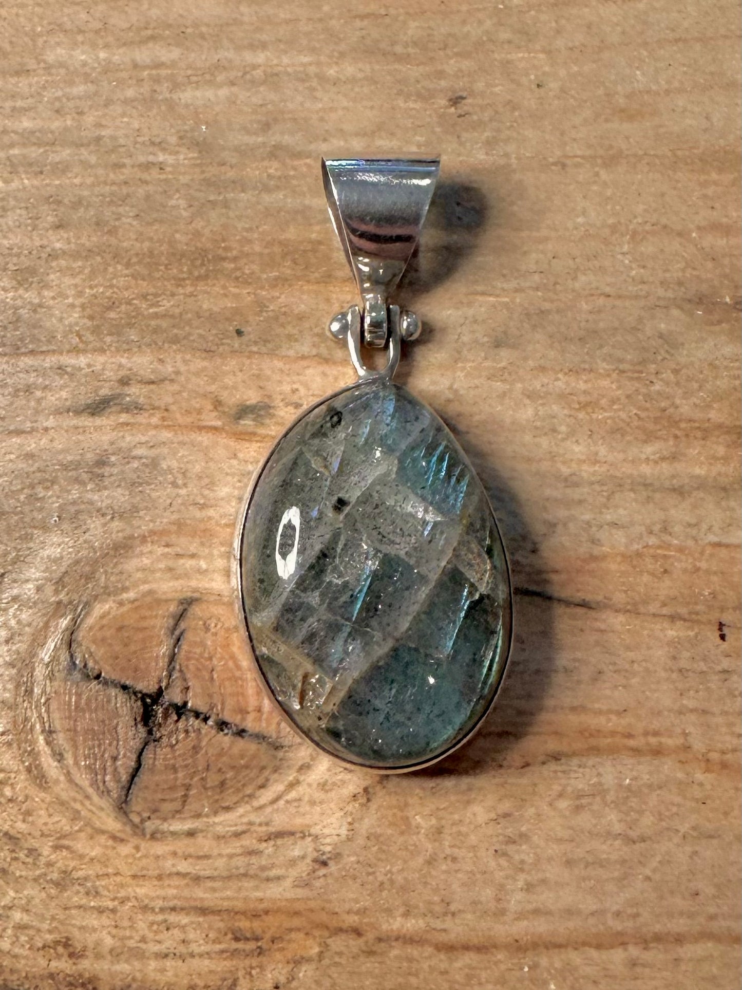 Vintage Oval Labradorite 925 Silver Pendant