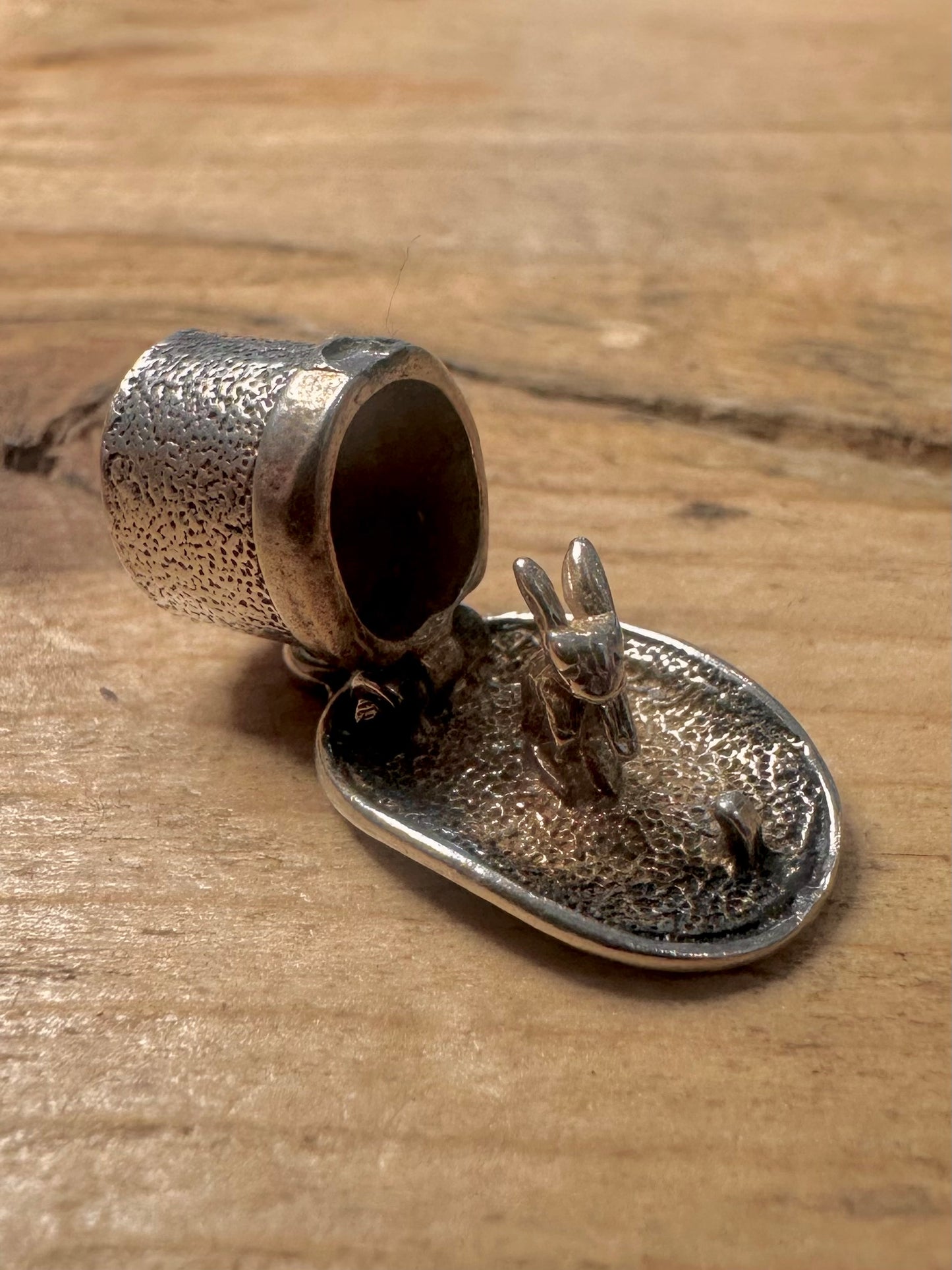 Vintage Magic Hat Rabbit Inside 925 Silver Pendant