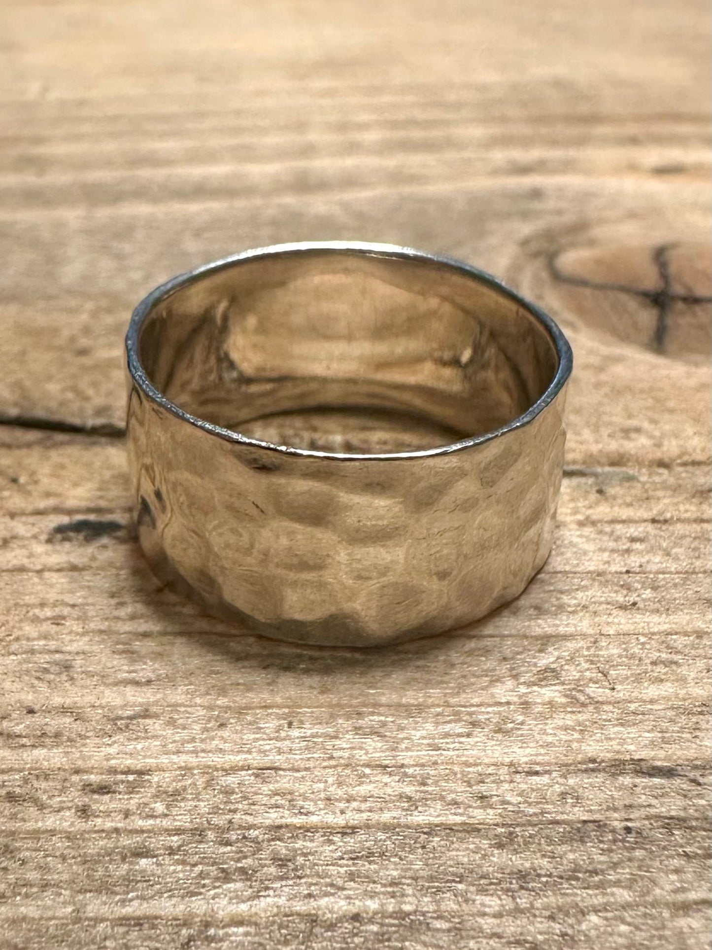 Abstract Hammered Band 925 Silver Size Q Ring