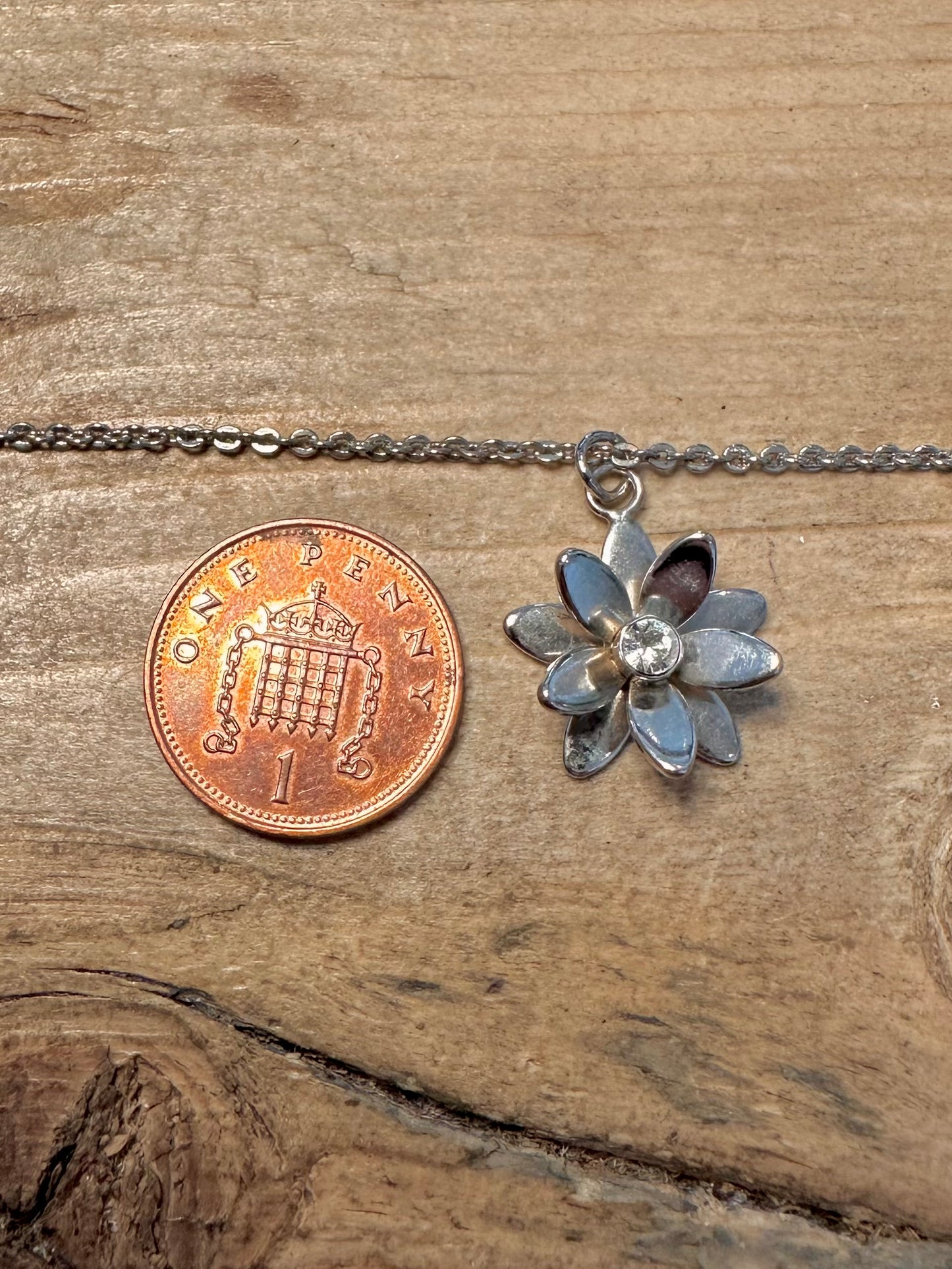 Modern Flower CZ Stone 925 Silver 16 inch Necklace Pendant