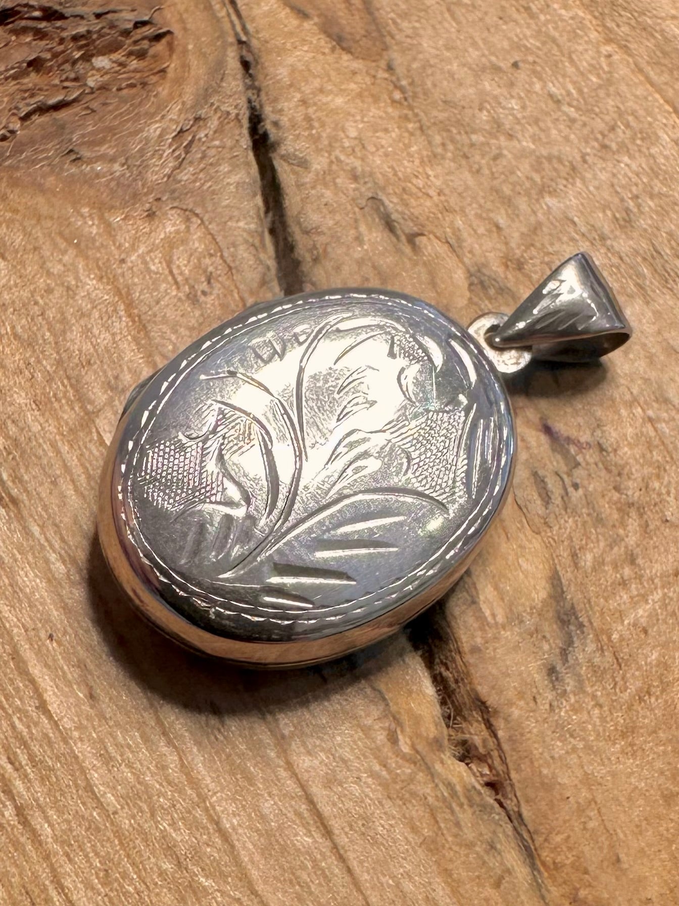 Vintage Oval Engraved 925 Silver Locket Pendant