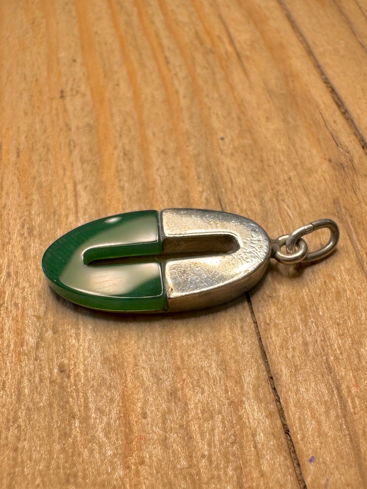 Abstract Oval Chrysoprase 900 Silver Pendant