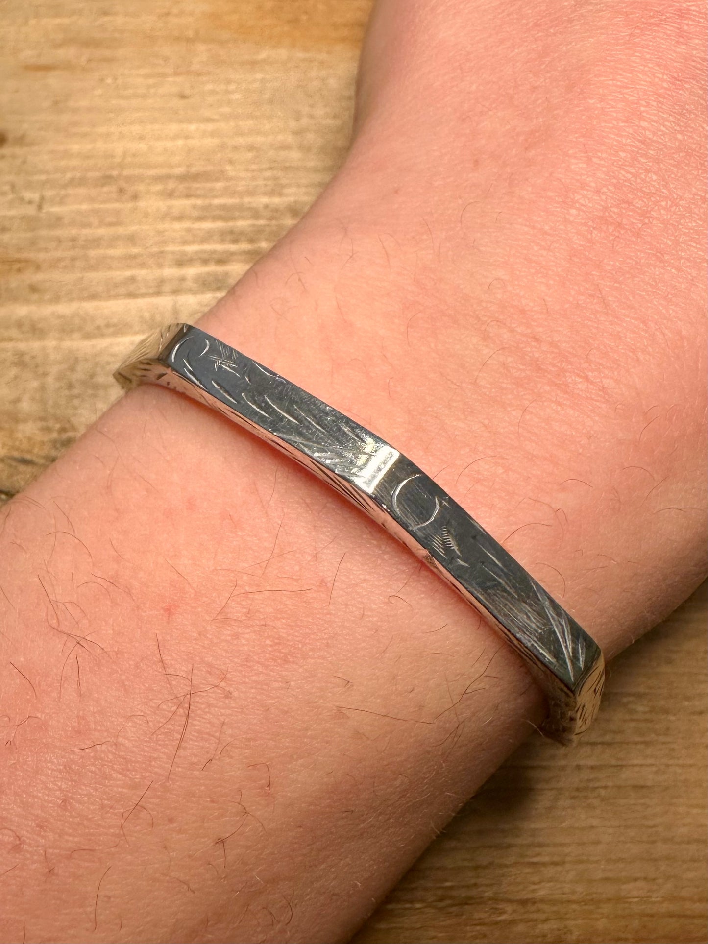 Vintage Engraved Octagon with Safety Chain 925 Silver Bangle