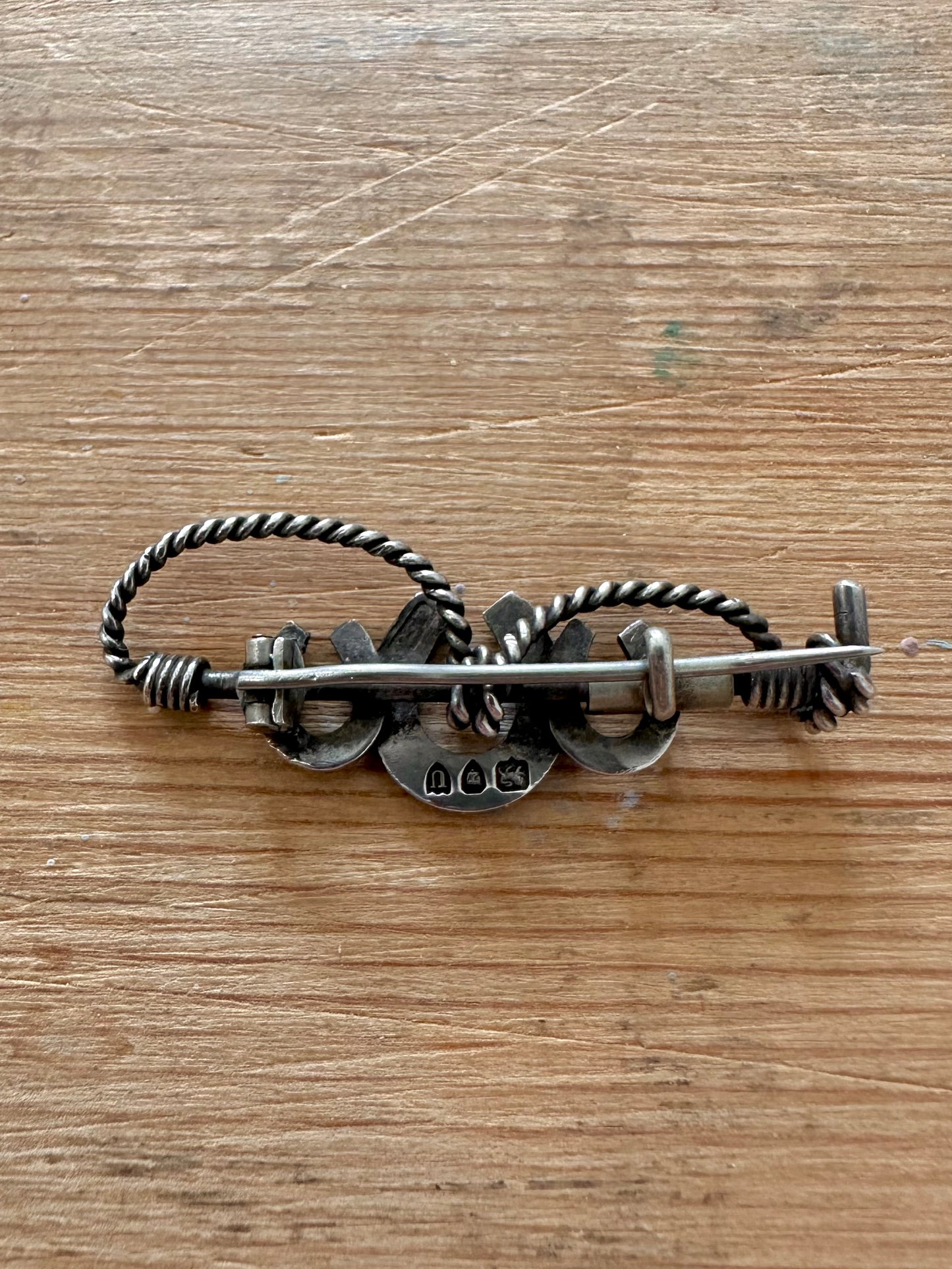 Vintage 1895 Horse Shoe and Riding Crop 925 Silver Brooch