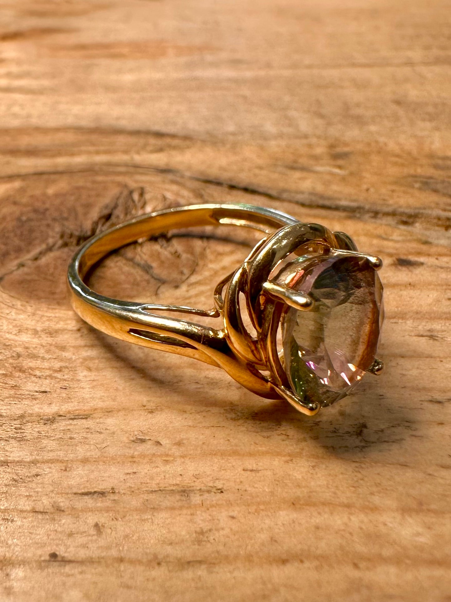 Vintage 9ct Gold Mystic Topaz 375 Size P1\2 Ring