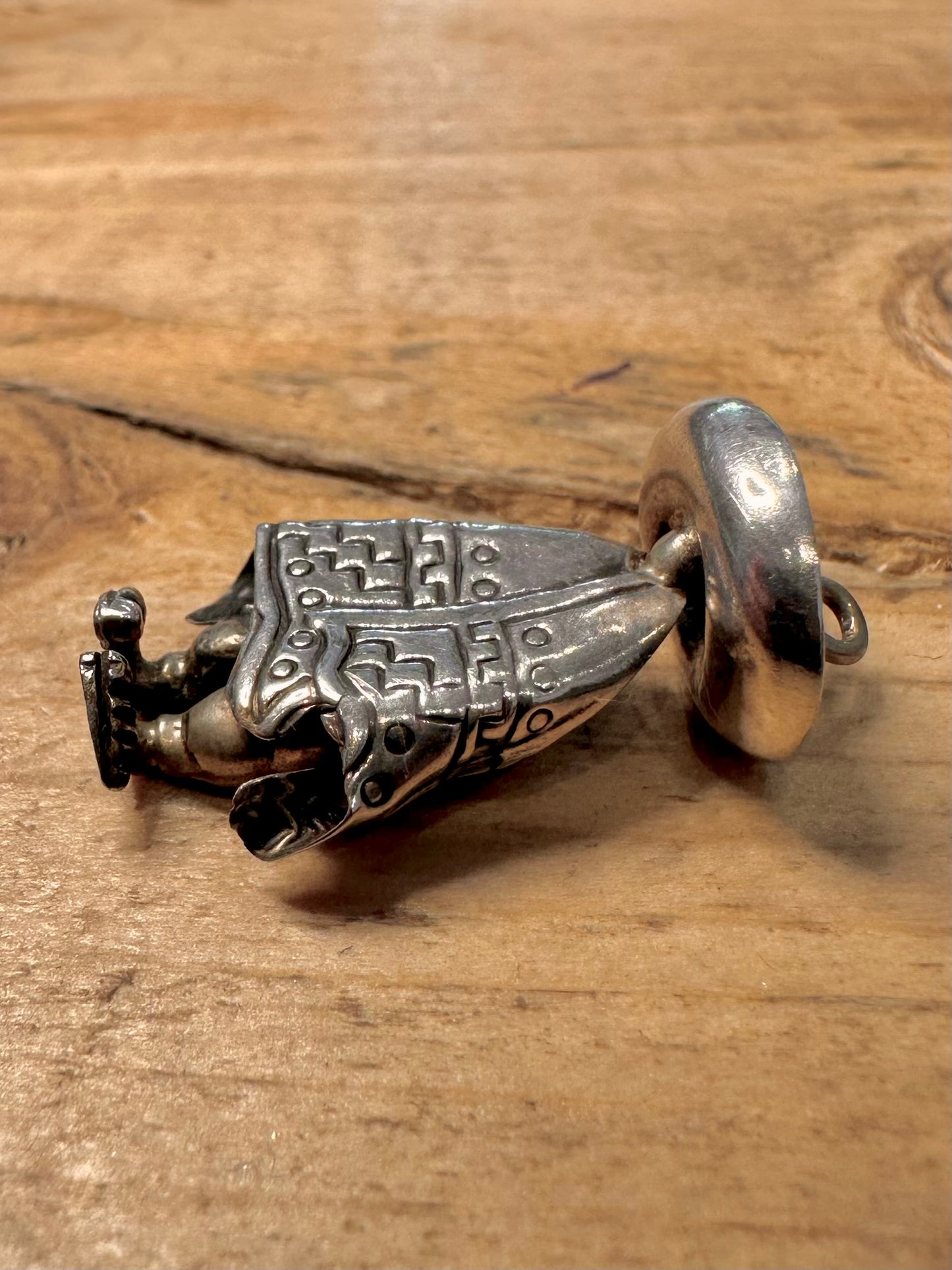 Vintage Mexican Man in Poncho 925 Silver Pendant