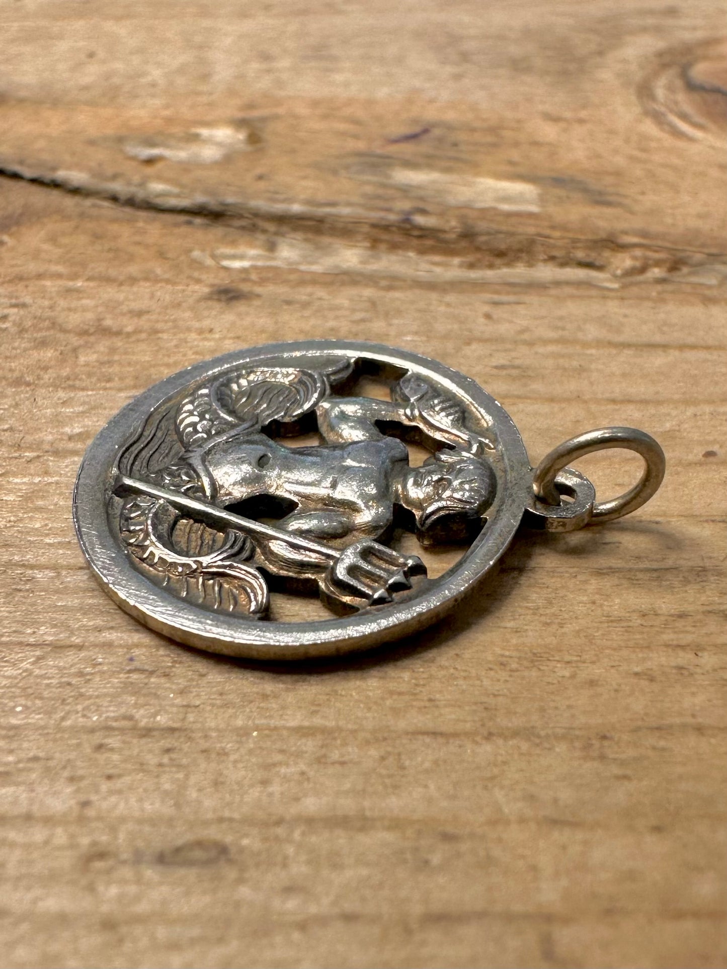 Vintage Aquarius Zodiac 925 Silver Pendant