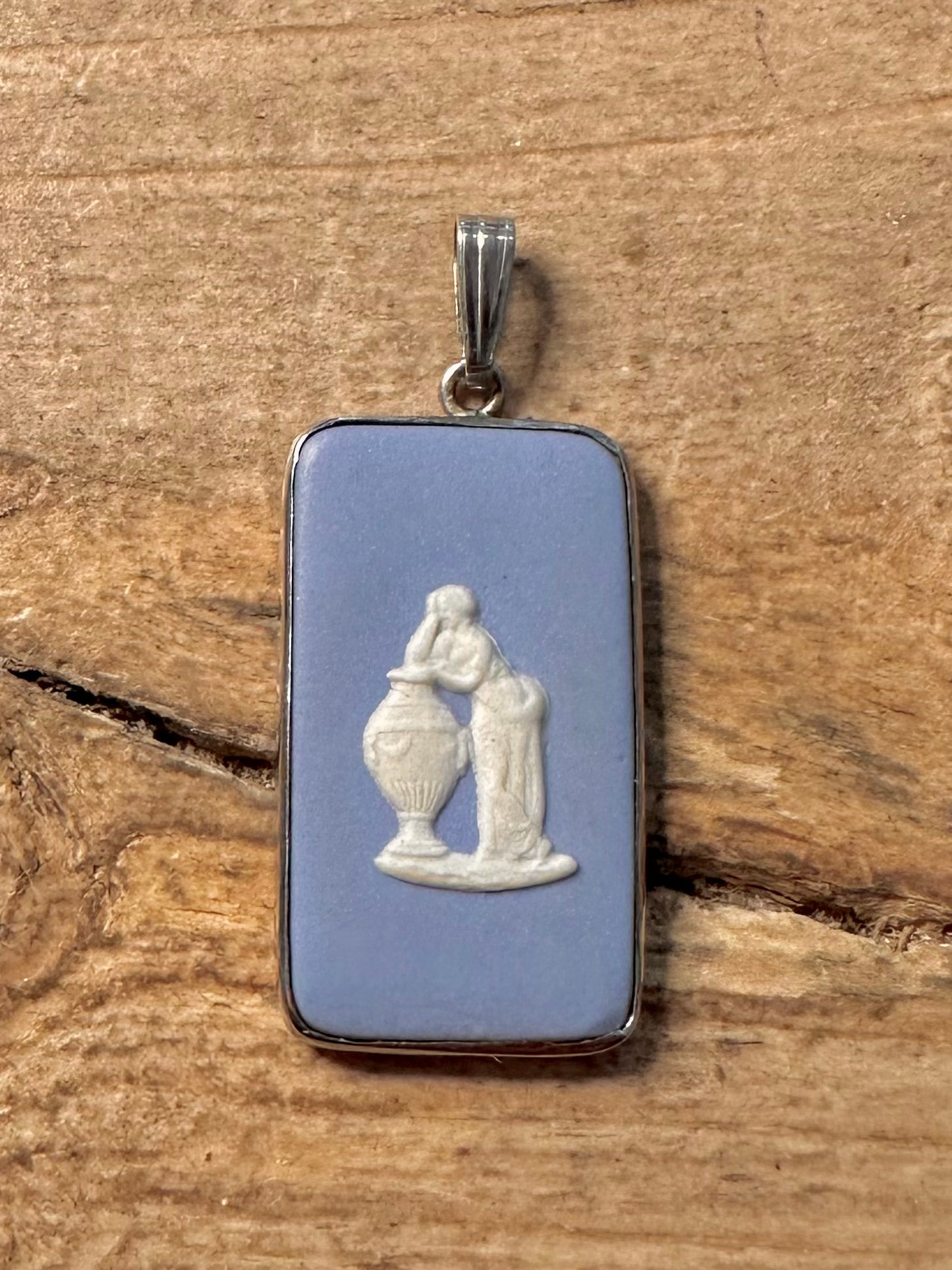Vintage 1977 Blue Wedgwood Maker JW 925 Silver Pendant