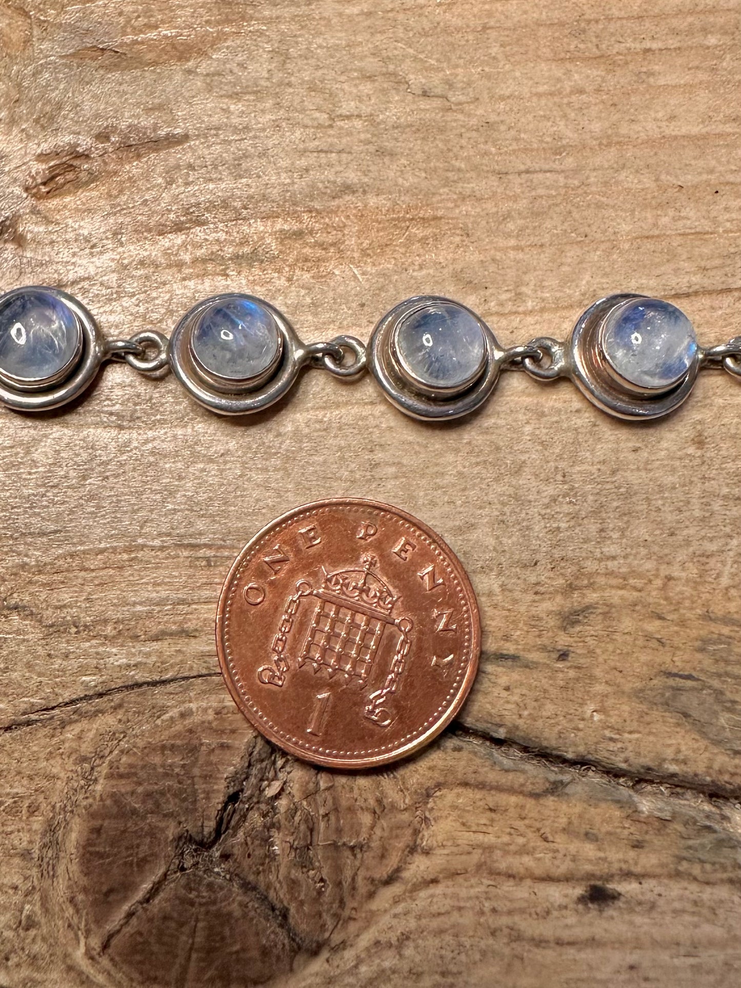 Vintage Moonstone Circle Link 925 Silver 7.3 inch Bracelet