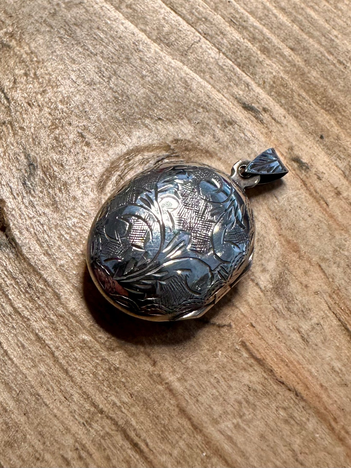 Vintage Oval Engraved 925 Silver Locket Pendant