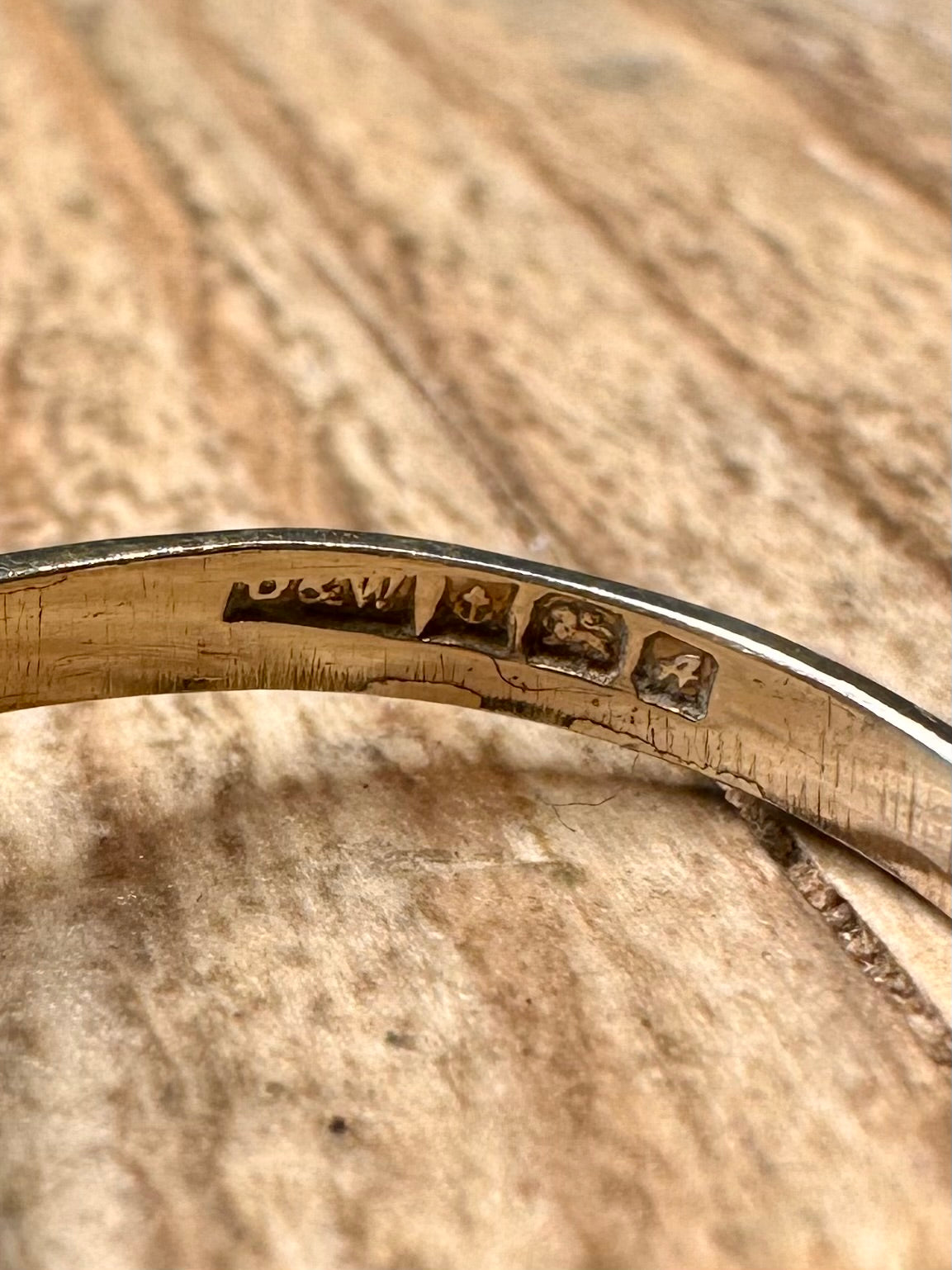 Vintage 1975 Green Stone Gold on 925 Sterling Silver Size N1/2 Ring