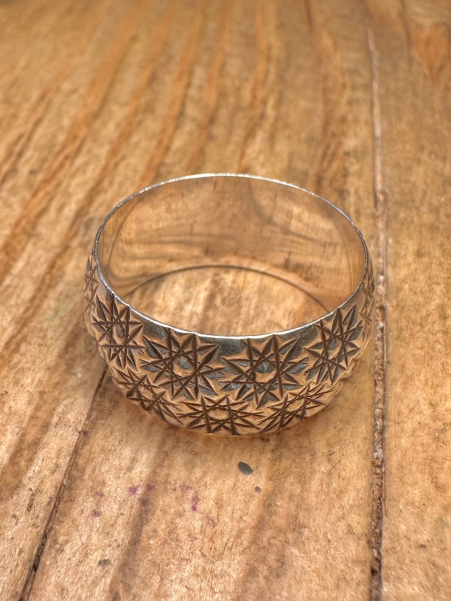 Vintage Starburst Engraved Band 925 Sterling Silver Size S1/2 Ring