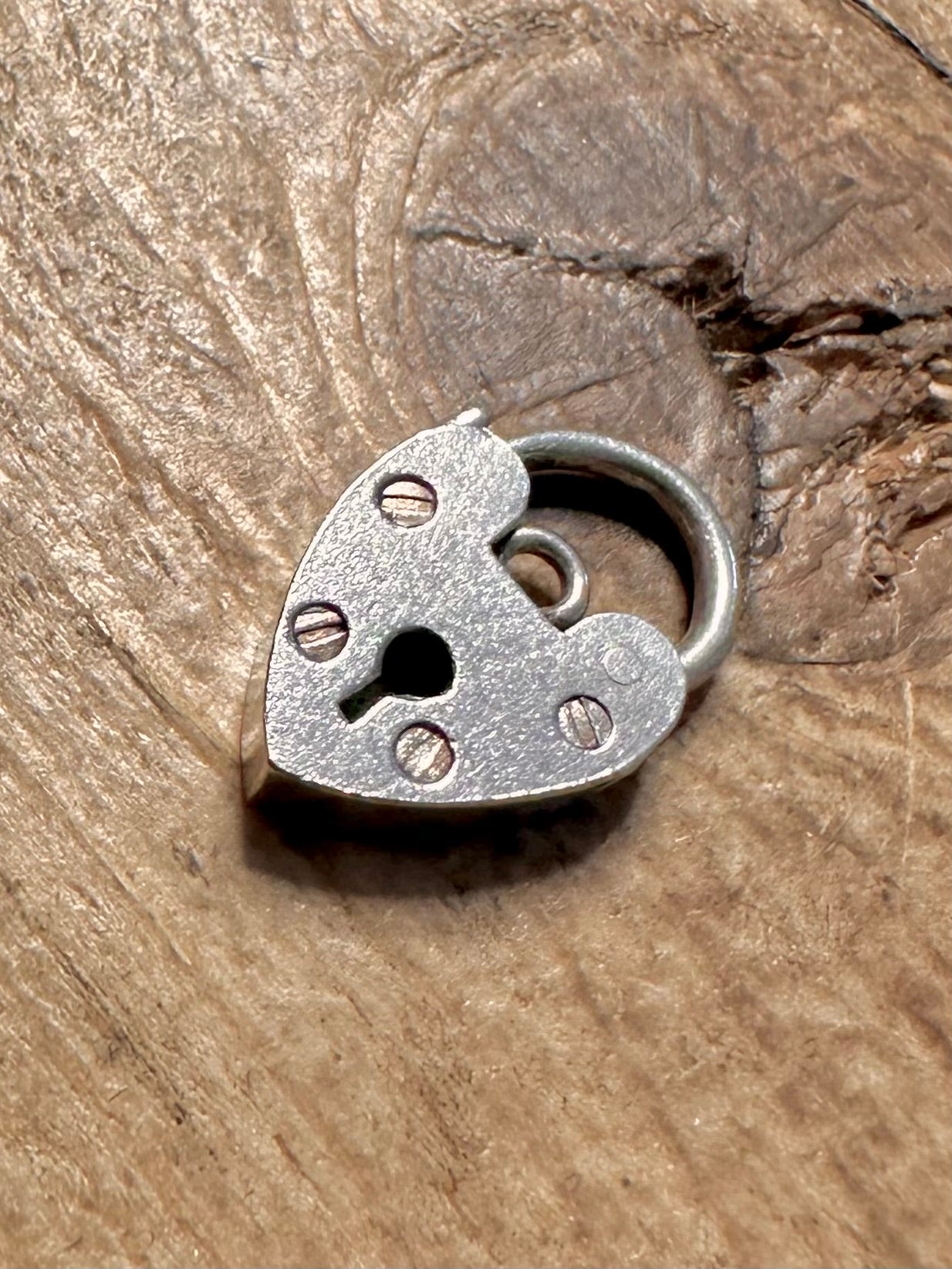 Vintage Heart Padlock 925 Silver Pendant