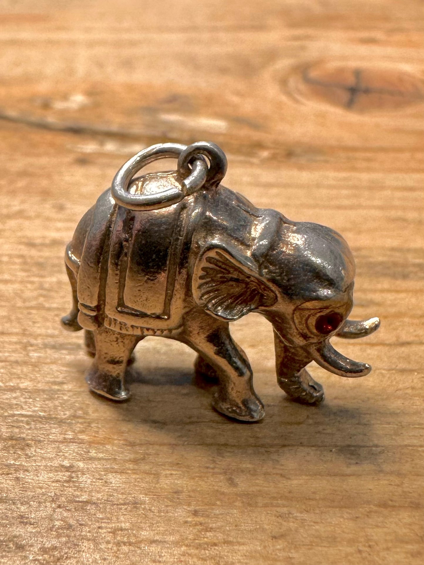 Vintage 1977 Solid Elephant Red Eye Stone 925 Silver Charm Pendant