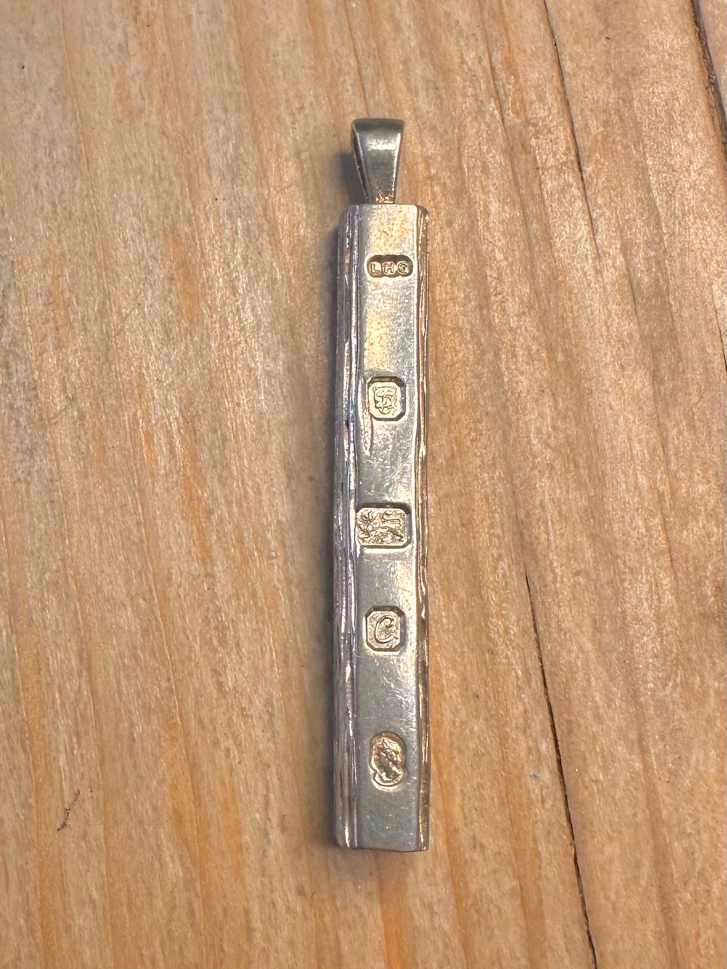 Vintage 1977 Bark Effect Ingot Jubilee 925 Sterling Silver Pendant