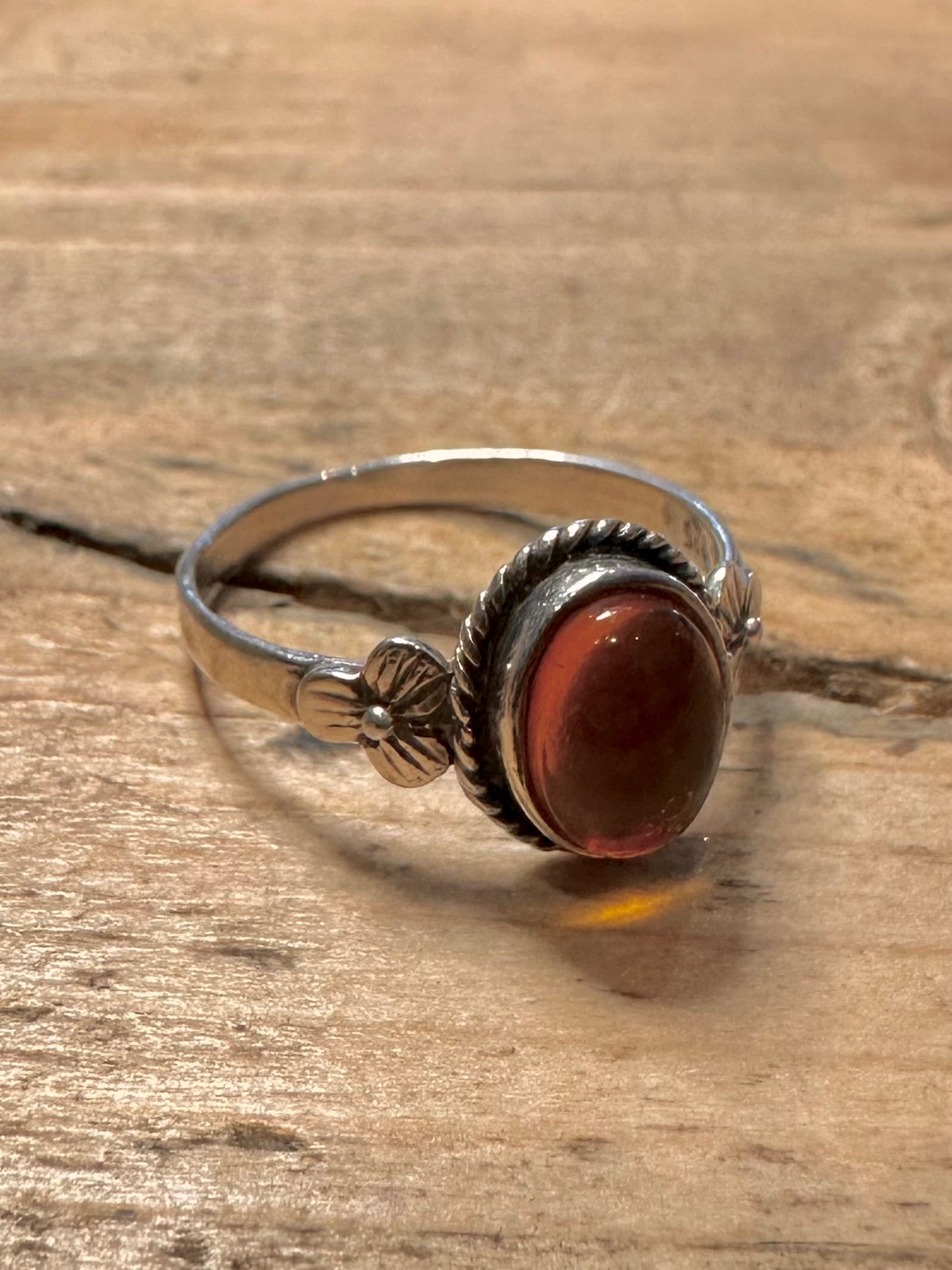 Vintage Amber Flower 925 Silver Size P Ring