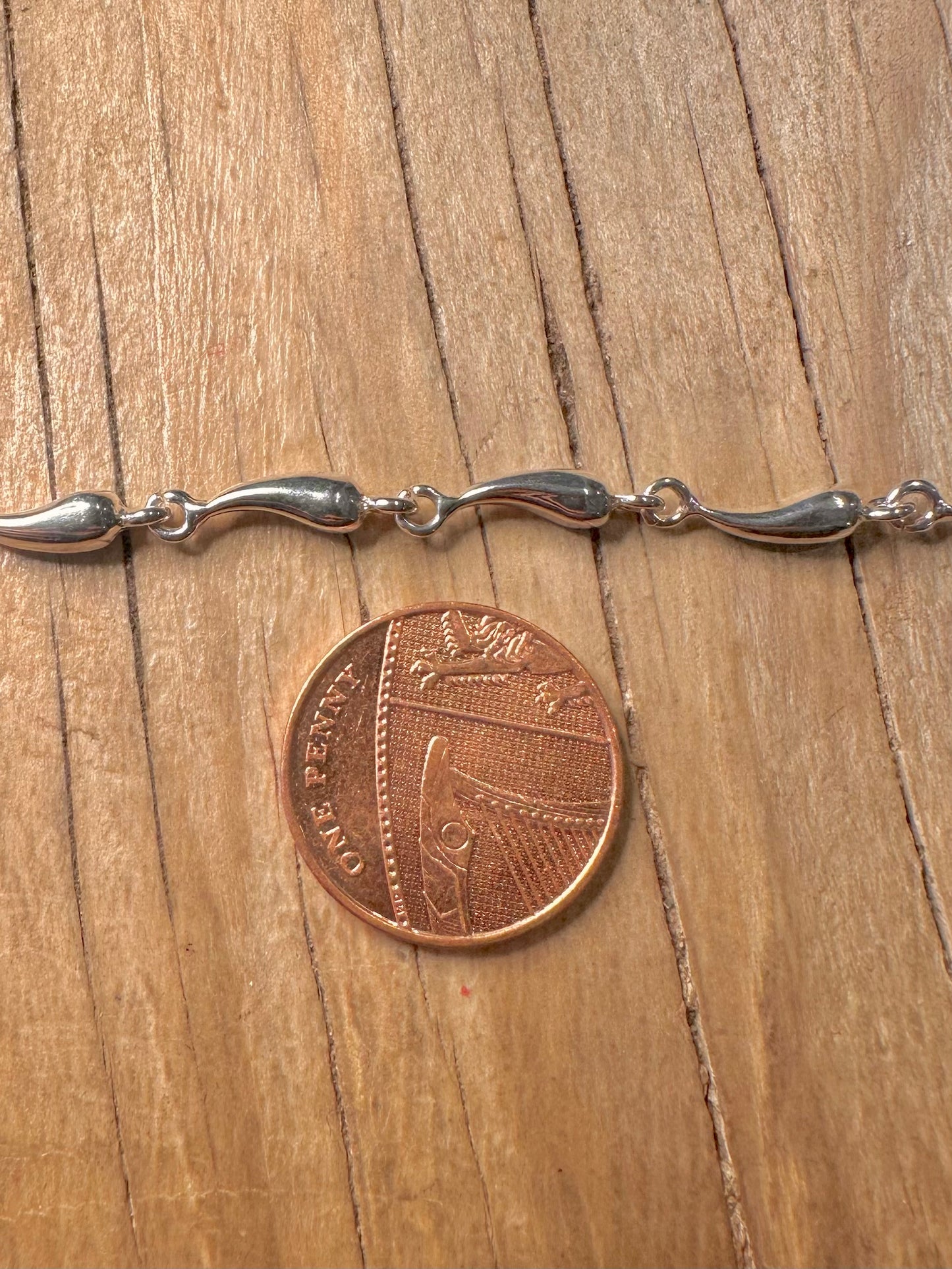 Morden Chilli Link 925 Sterling Silver 7.6 to 9.2 inch Bracelet