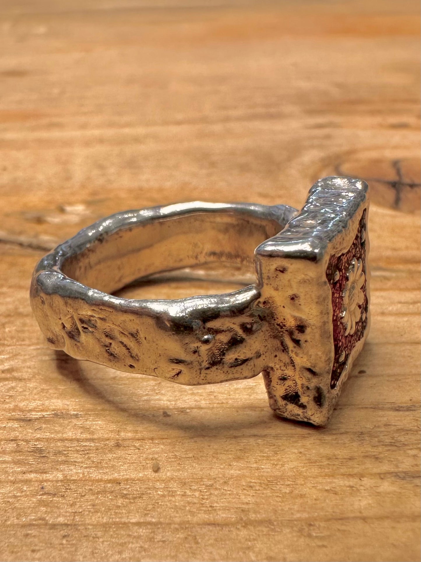 Abstract Hammered Flower and Red 925 Silver Size N Ring