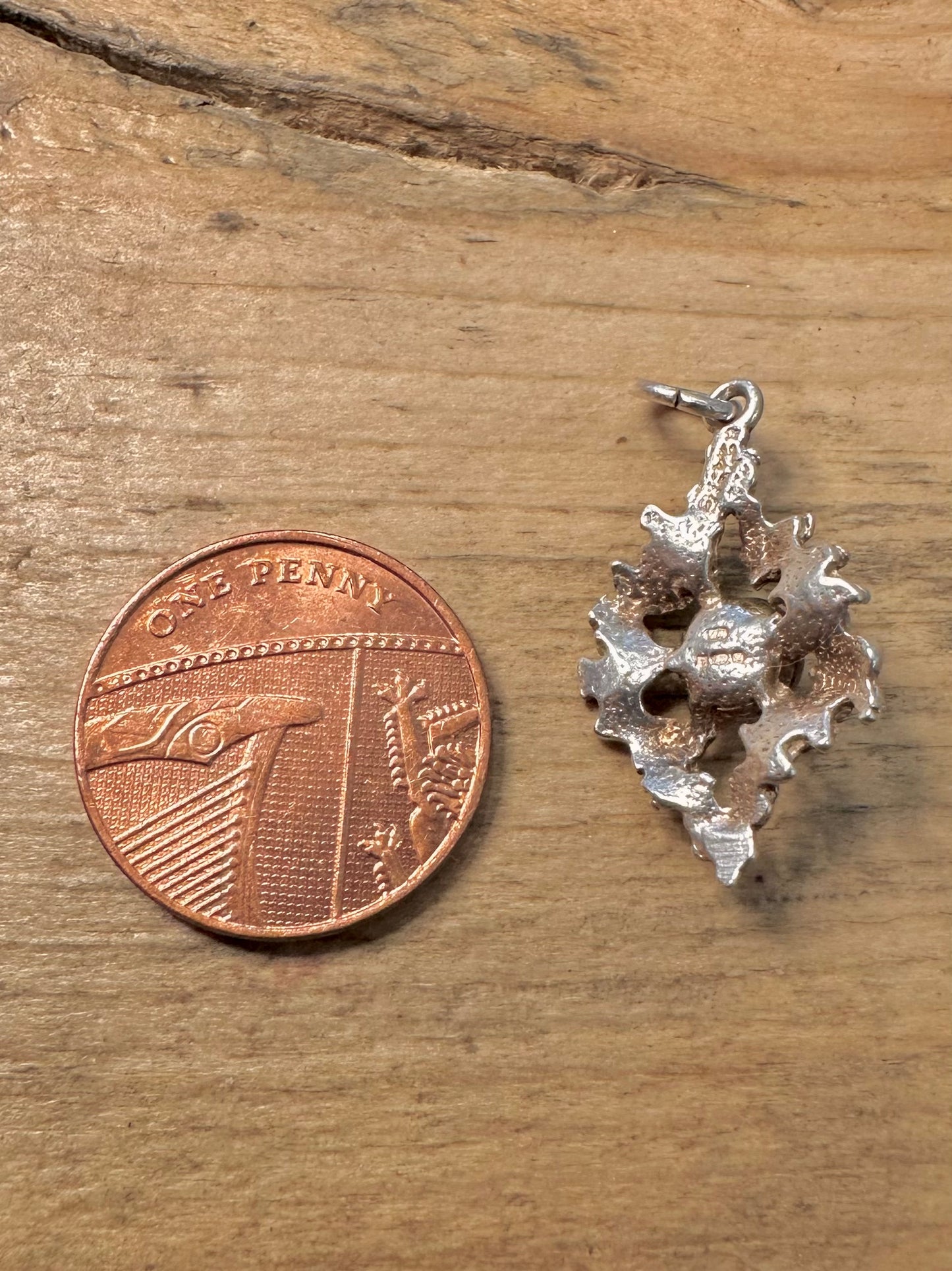 Vintage 1978 Brutalist Red Stone 925 Silver Pendant
