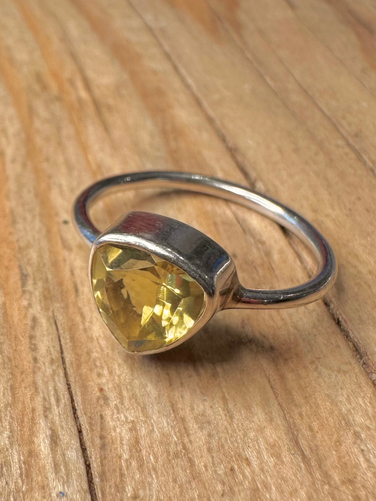 Modern Peridot 925 Sterling Silver Size N1/2 Ring