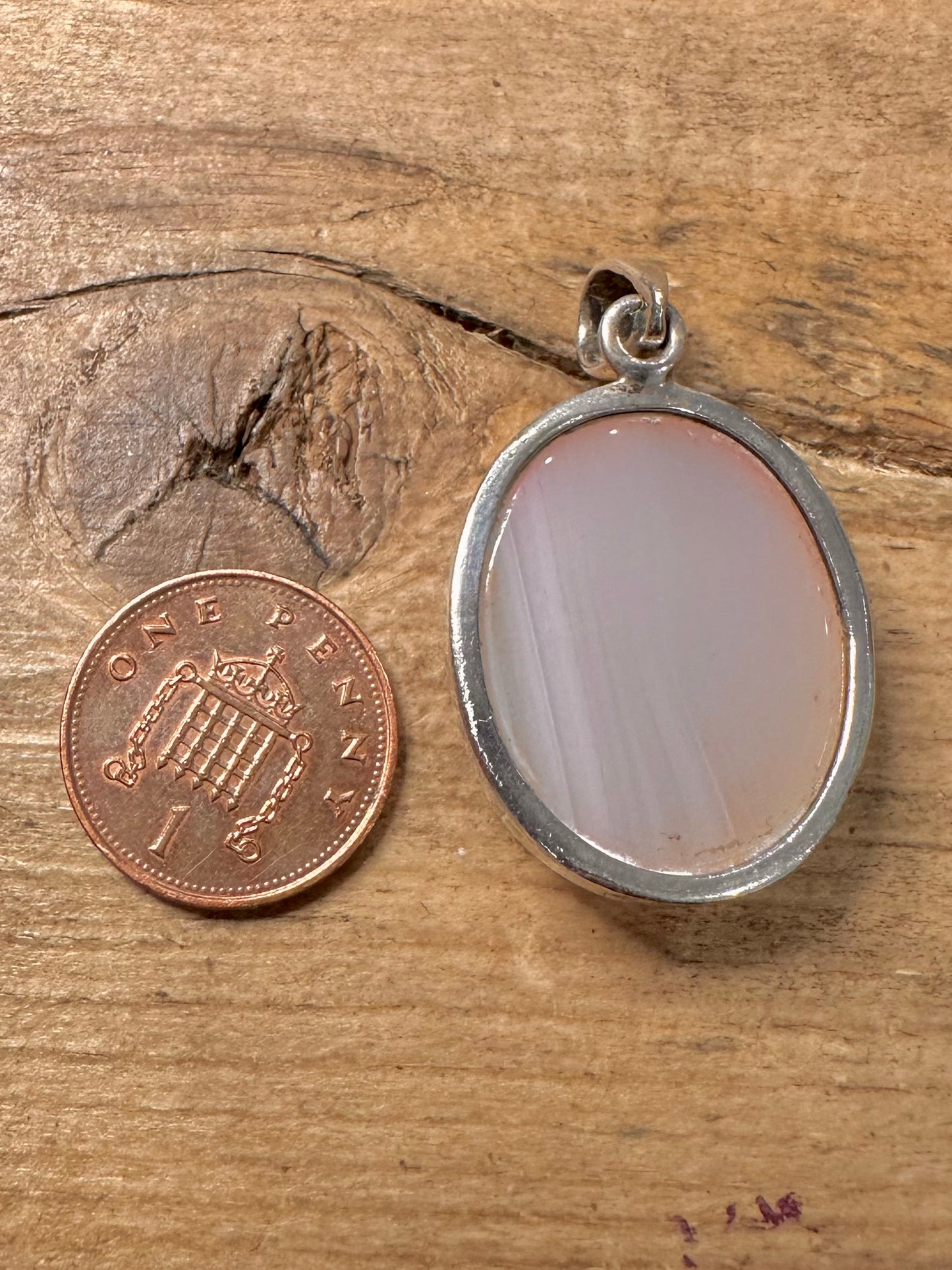 Vintage Pink Natural Oval 925 Silver Pendant
