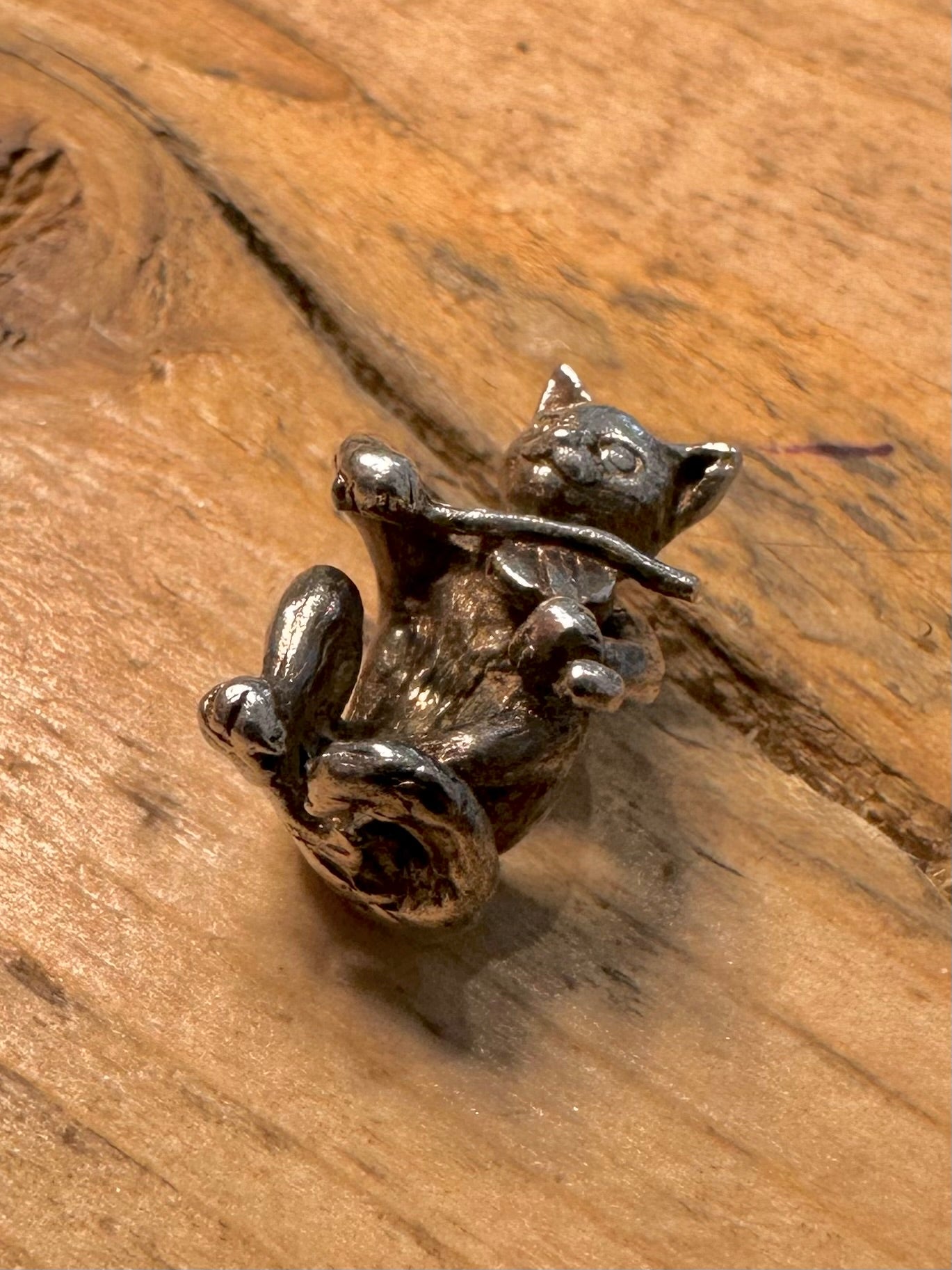 Vintage Cat Playing the Fiddle 925 Silver Pendant