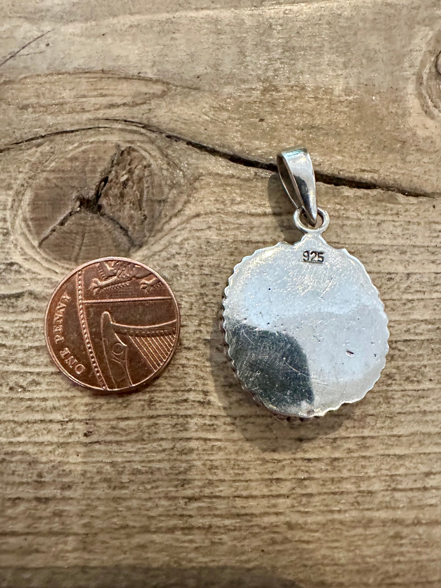 Vintage Navajo Mother of Pearl Leaf 925 Silver Pendant
