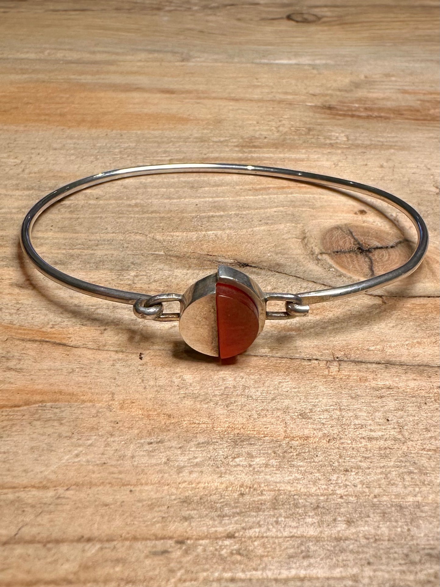 Abstract Carnelian 925 Silver Bangle