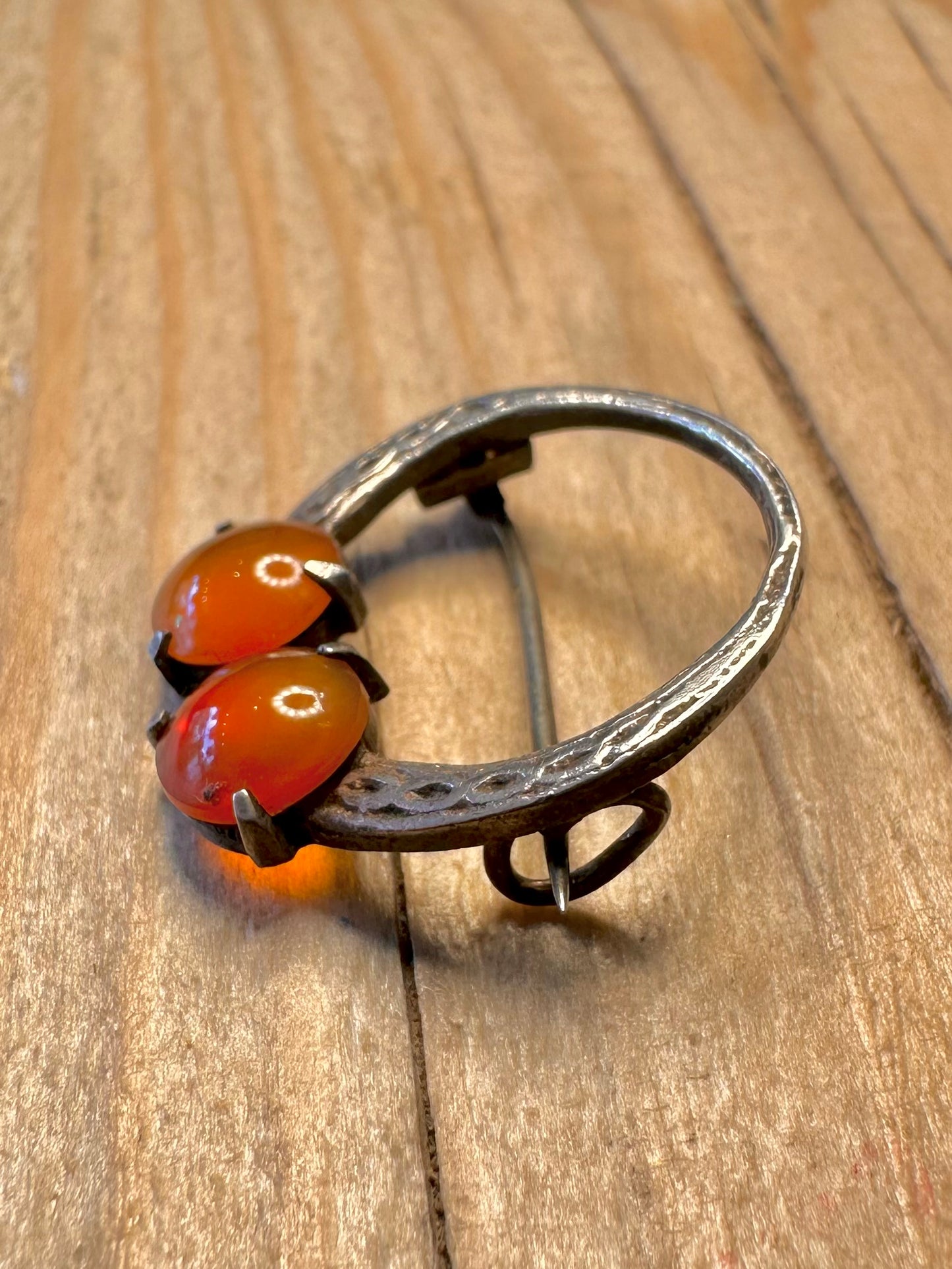 Vintage Celtic Carnelian 925 Sterling Silver Brooch