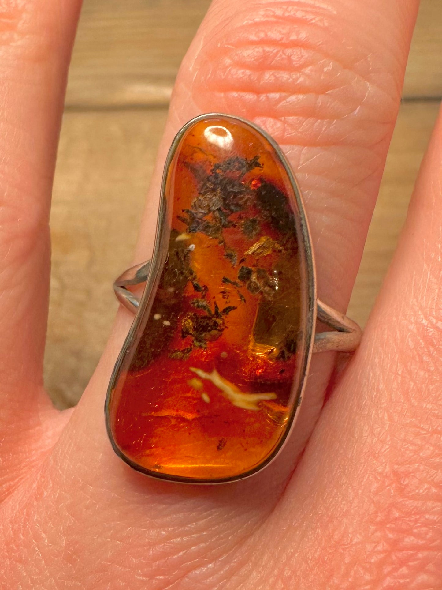 Vintage Elongated Amber 925 Silver Size U Ring