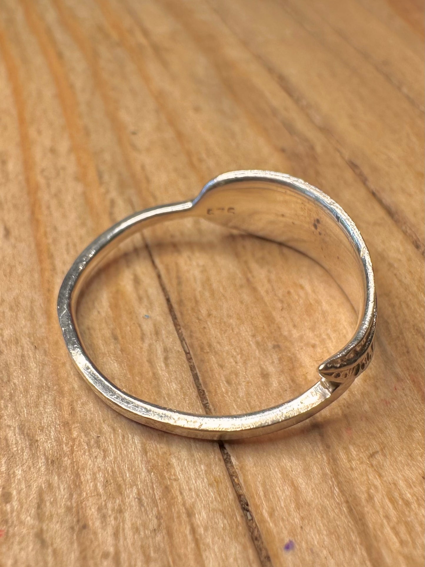 Abstract Leaf Band 925 Sterling Silver Size Q Ring