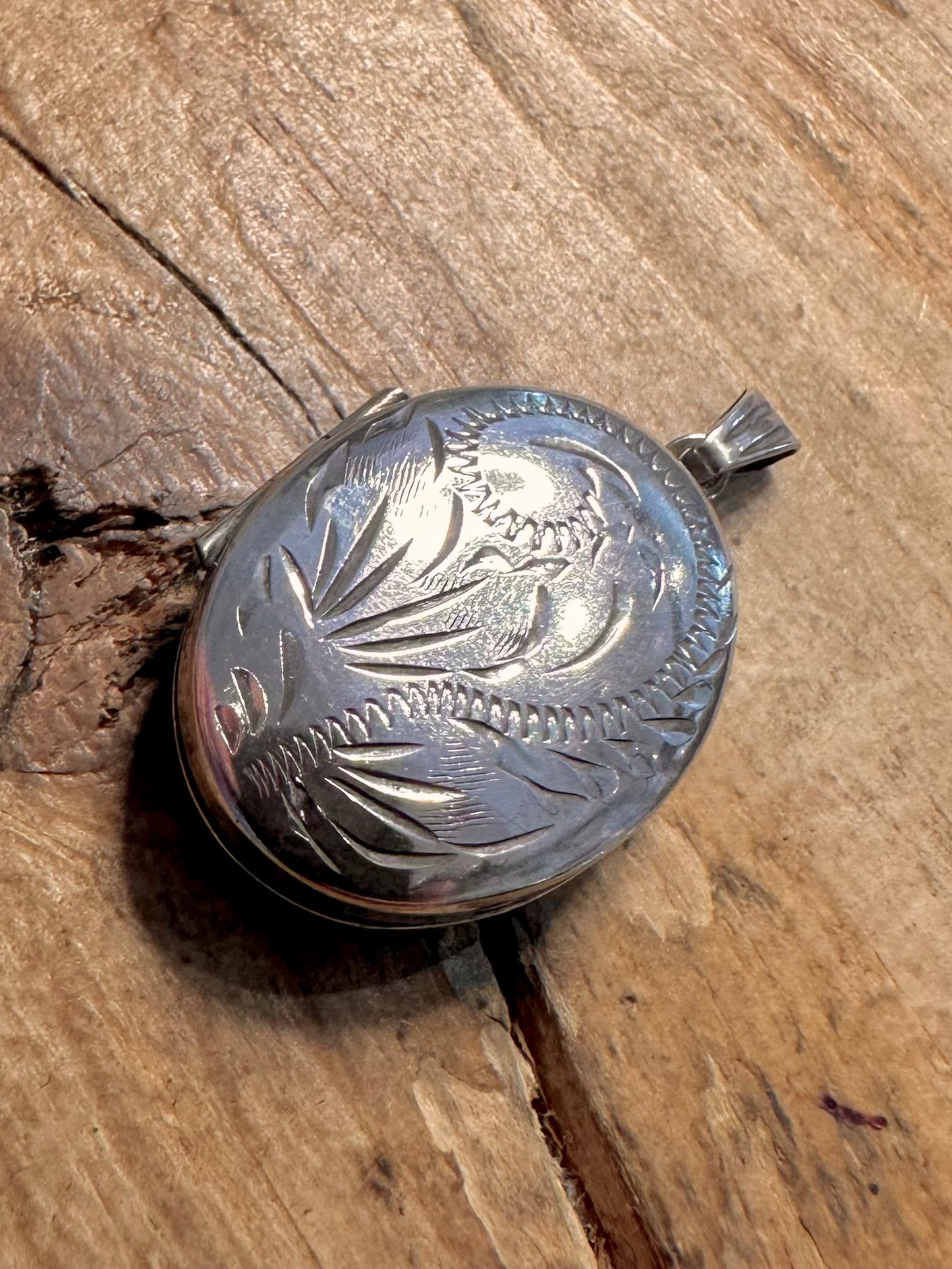 Vintage Engraved Oval Locket 925 Silver Pendant