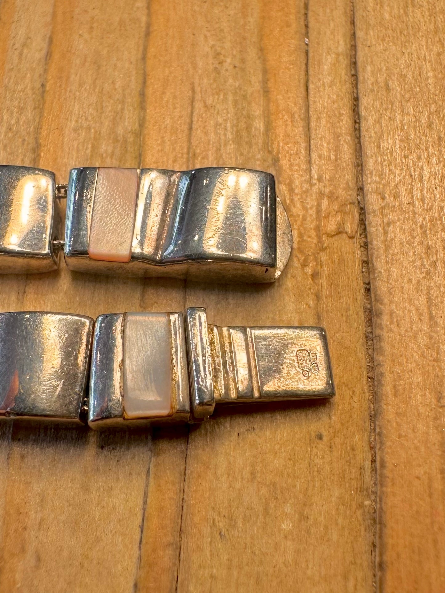 Modernist Heavy Mother of Pearl Bar 925 Sterling Silver 7.5 inch Bracelet