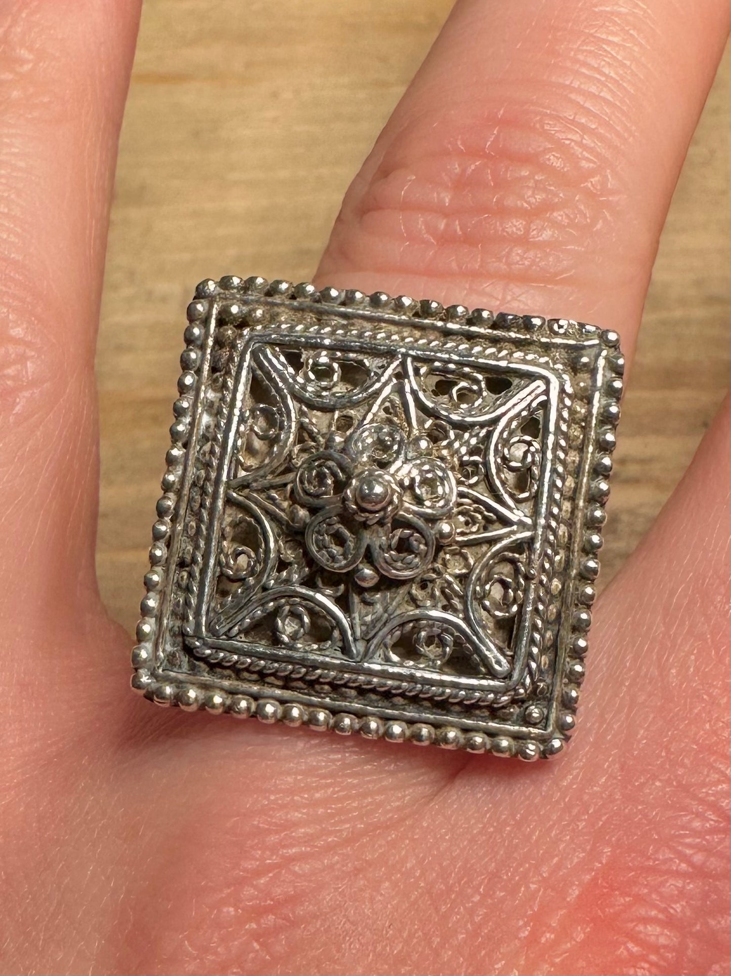 Vintage Square Filigree 925 Silver Size R Ring