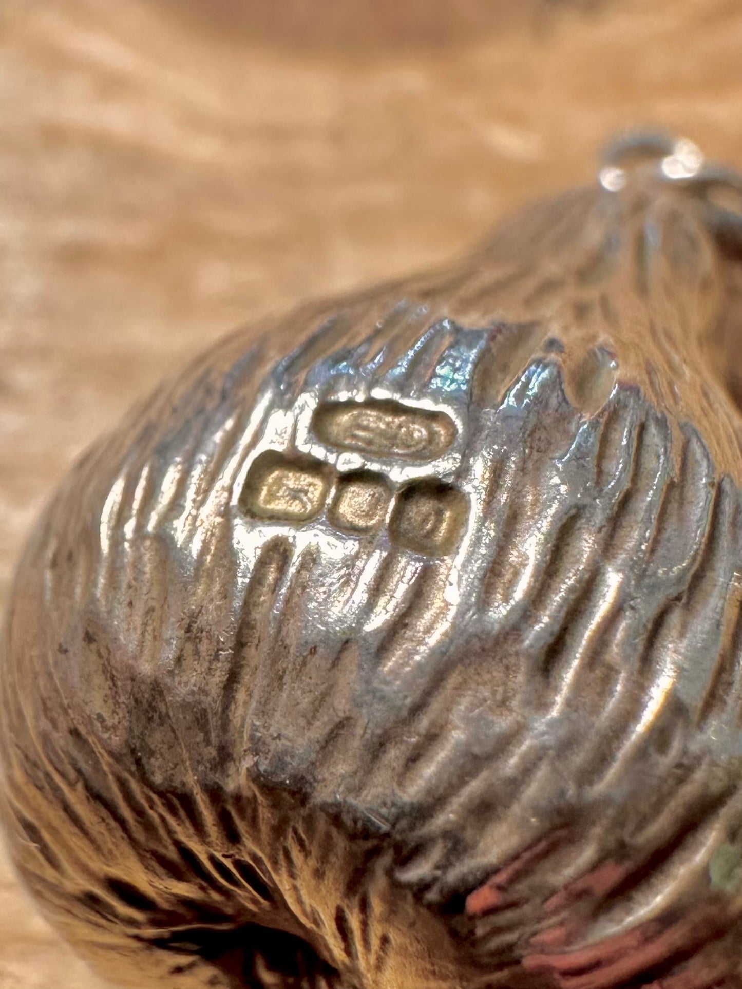 Vintage 1970’s Pear Solid 925 Silver ED Maker Pendant