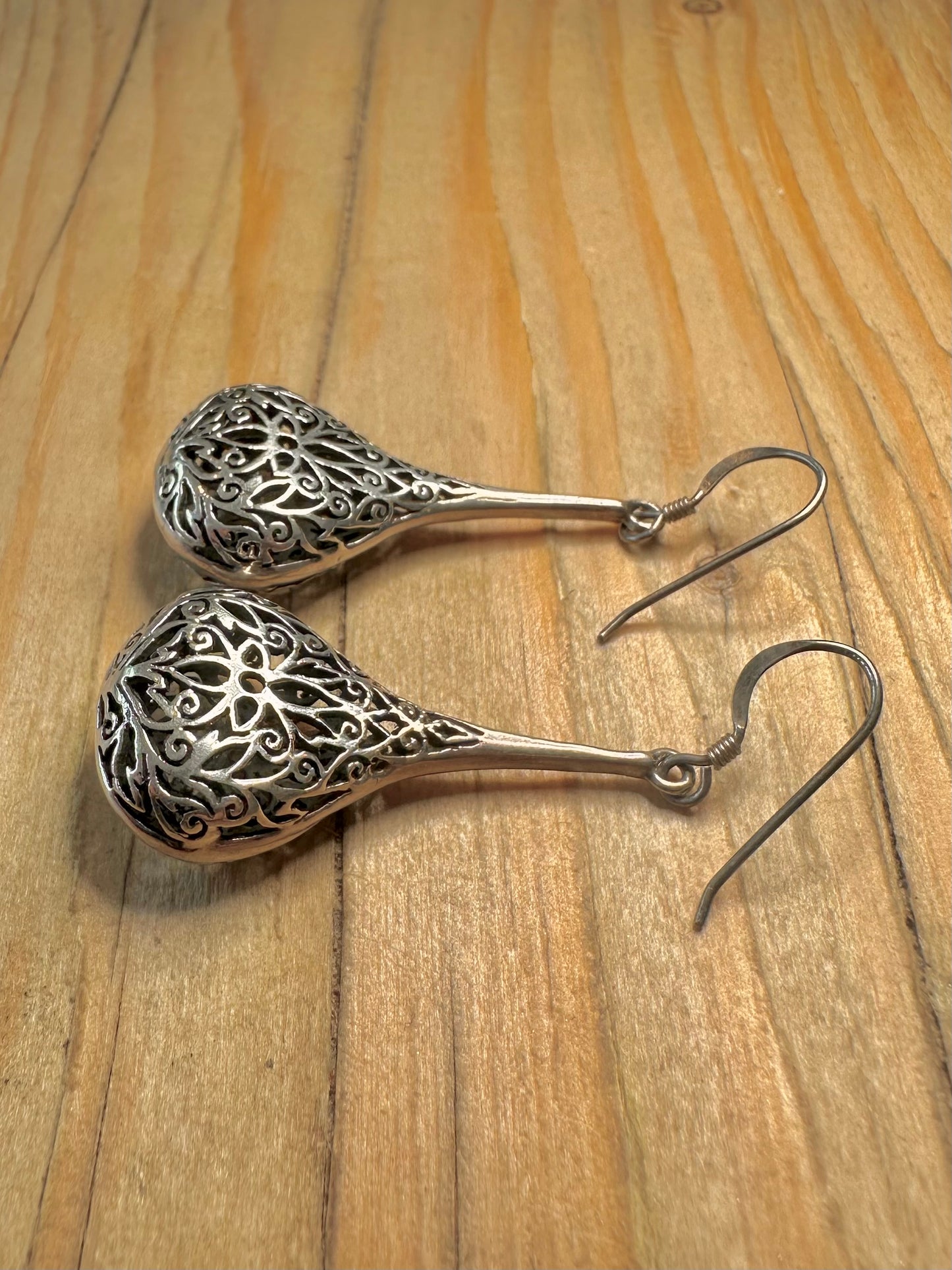 Vintage Filigree Dangle Tear Drop 925 Sterling Silver Earrings