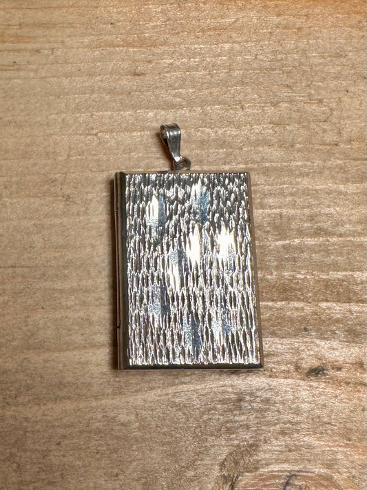 Vintage 1979 Rectangle Bark Effect 925 Silver Locket Pendant