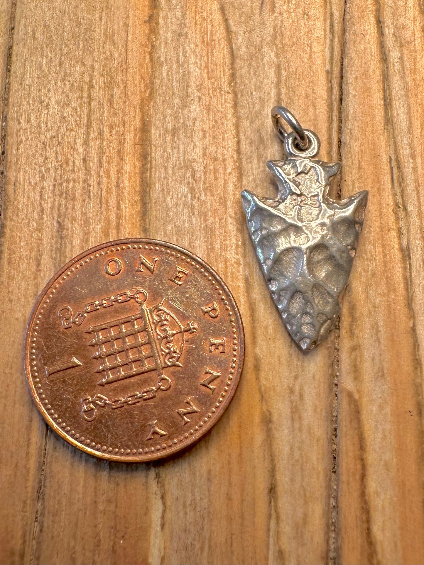 Vintage Arrow Head Textured 925 Sterling Silver Pendant